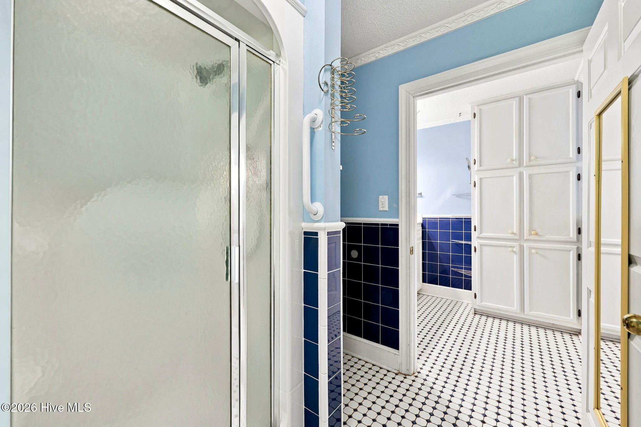 main property photo 57