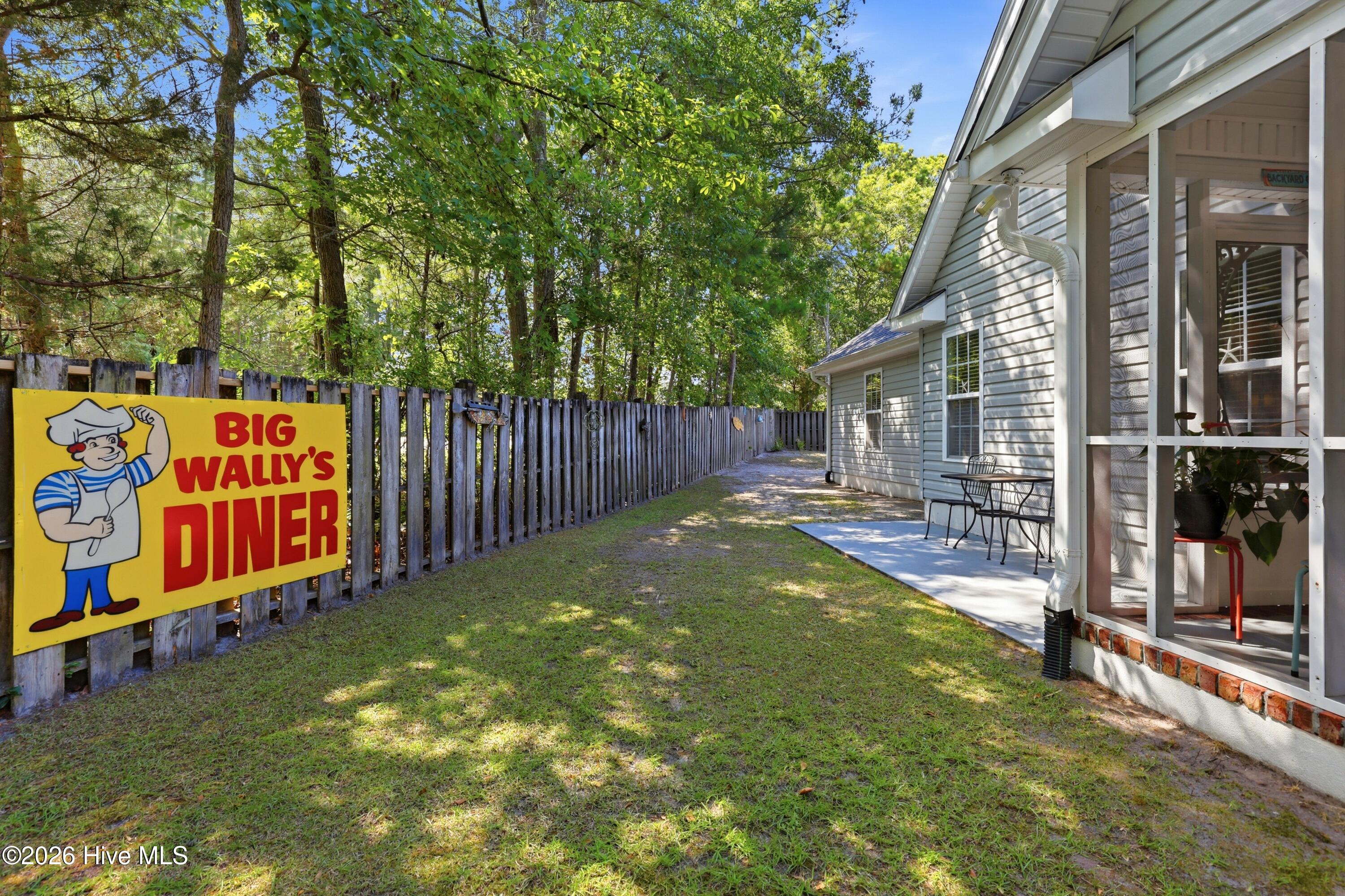 main property photo 33