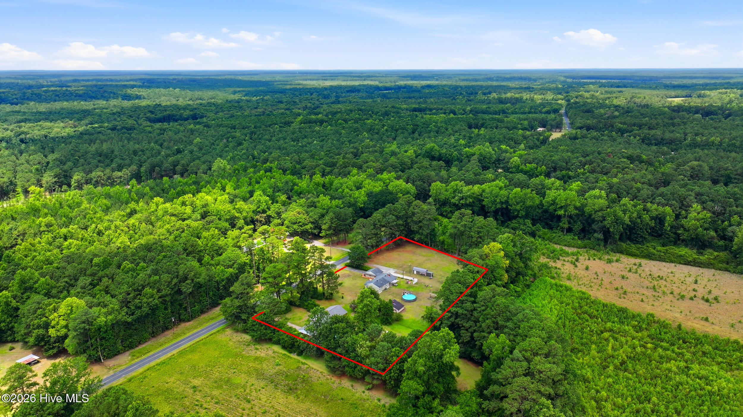 main property photo 23