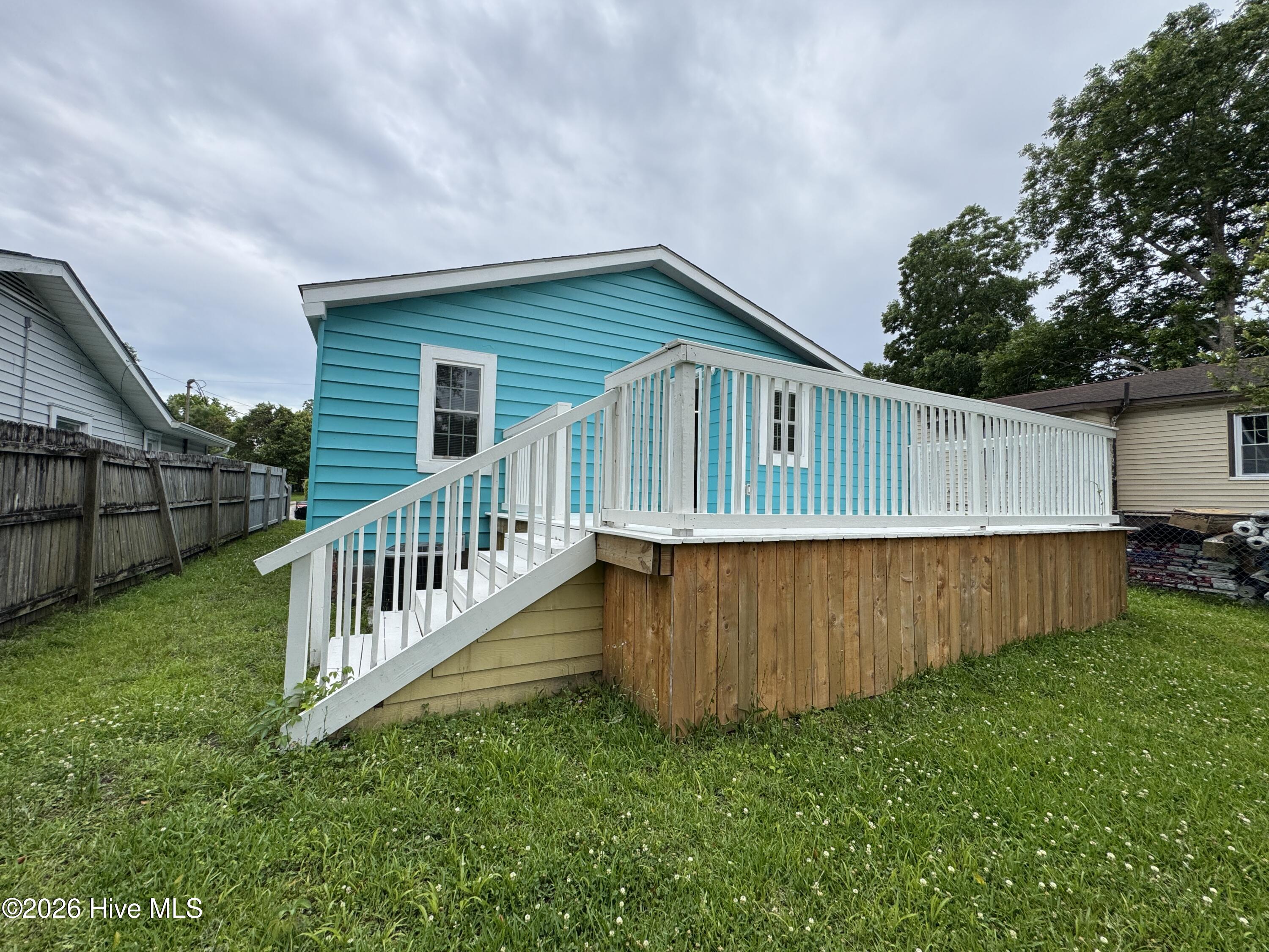 main property photo 15