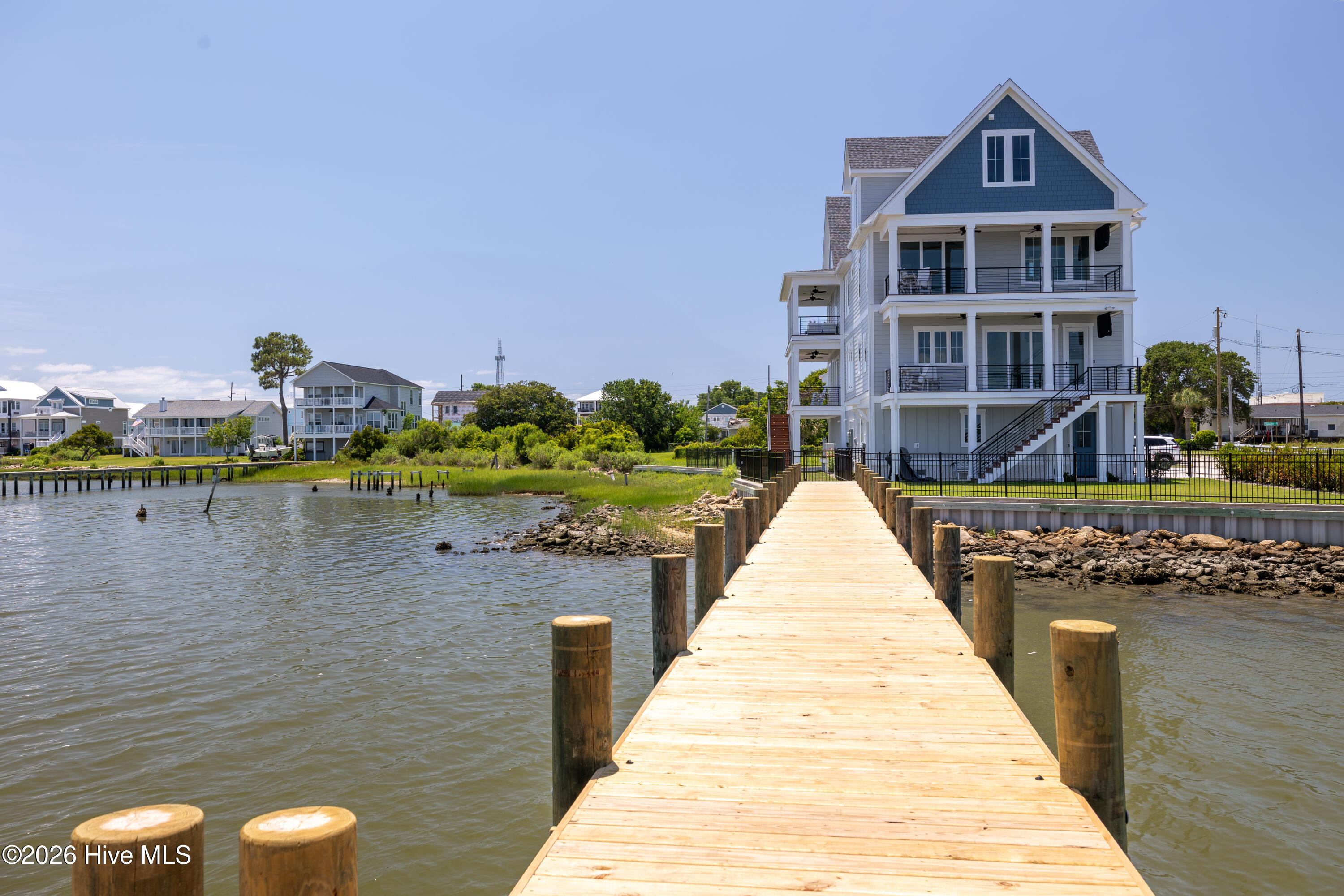 main property photo 79