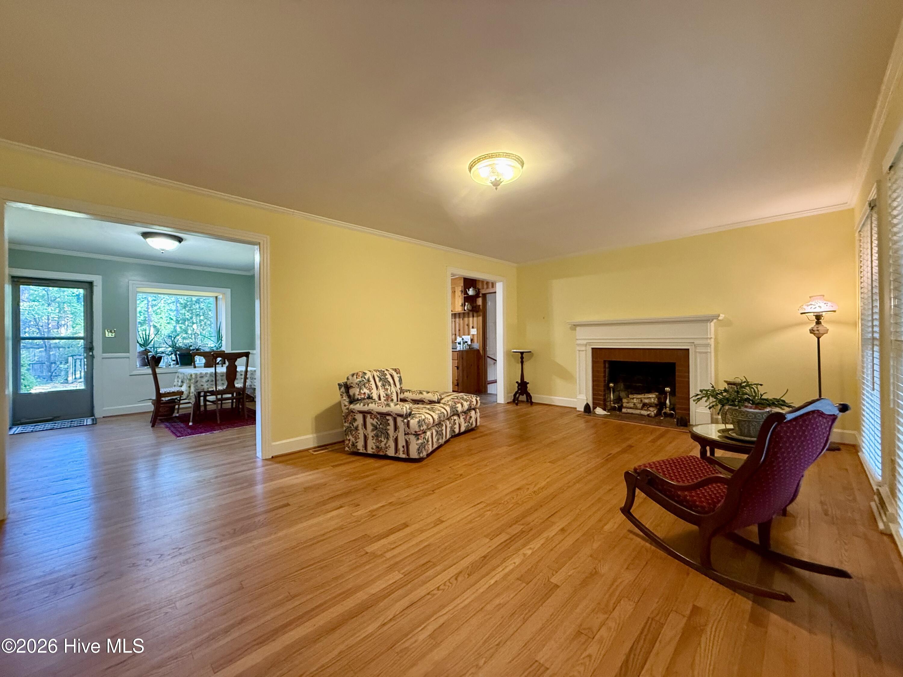 main property photo 14