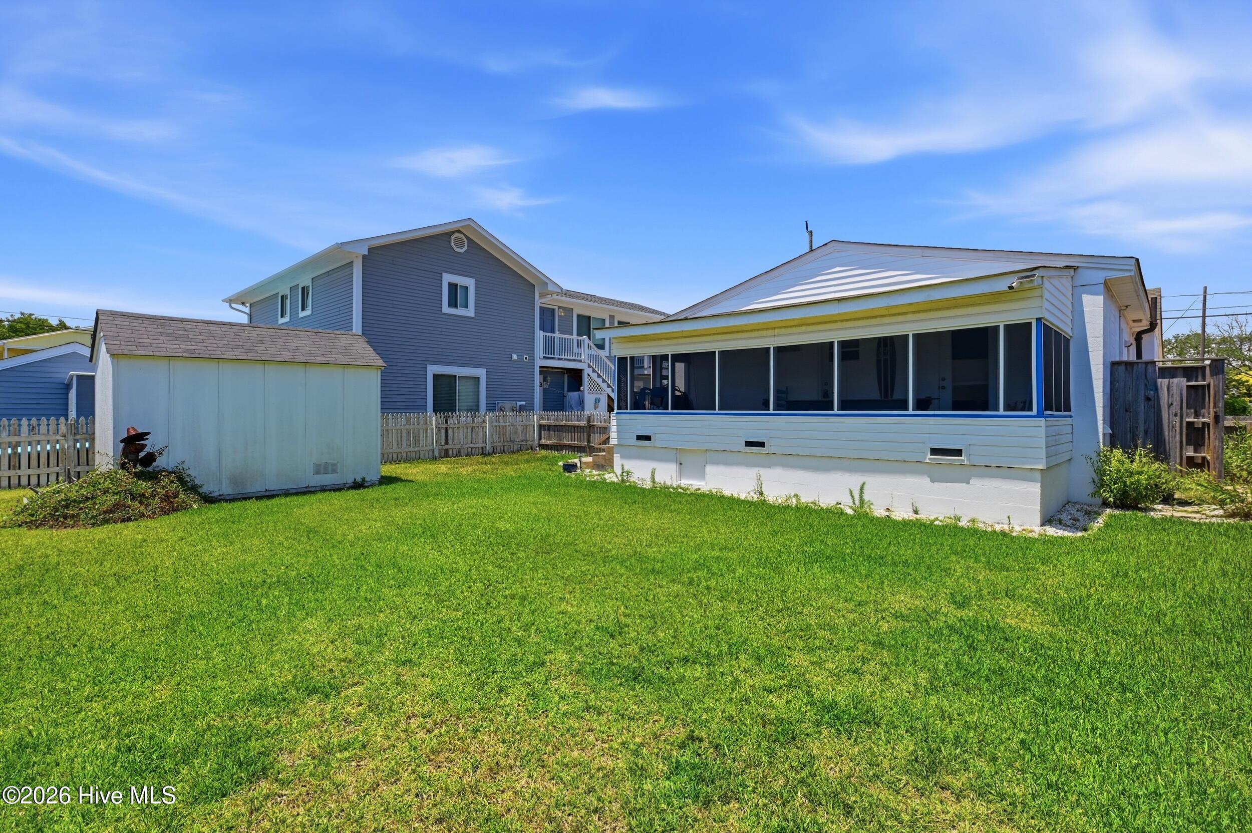 main property photo 31