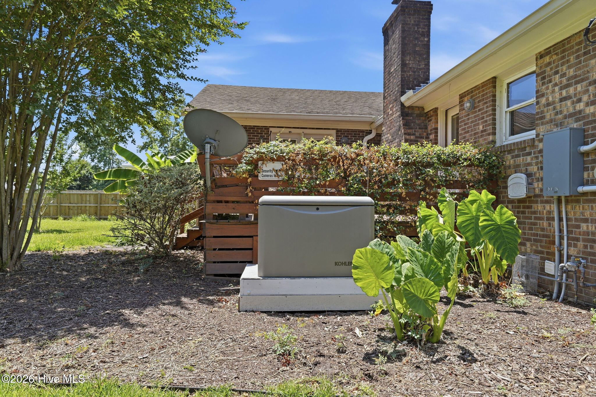 main property photo 51
