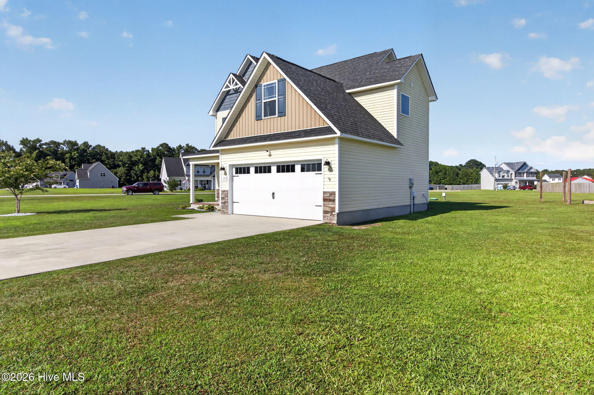 main property photo 33