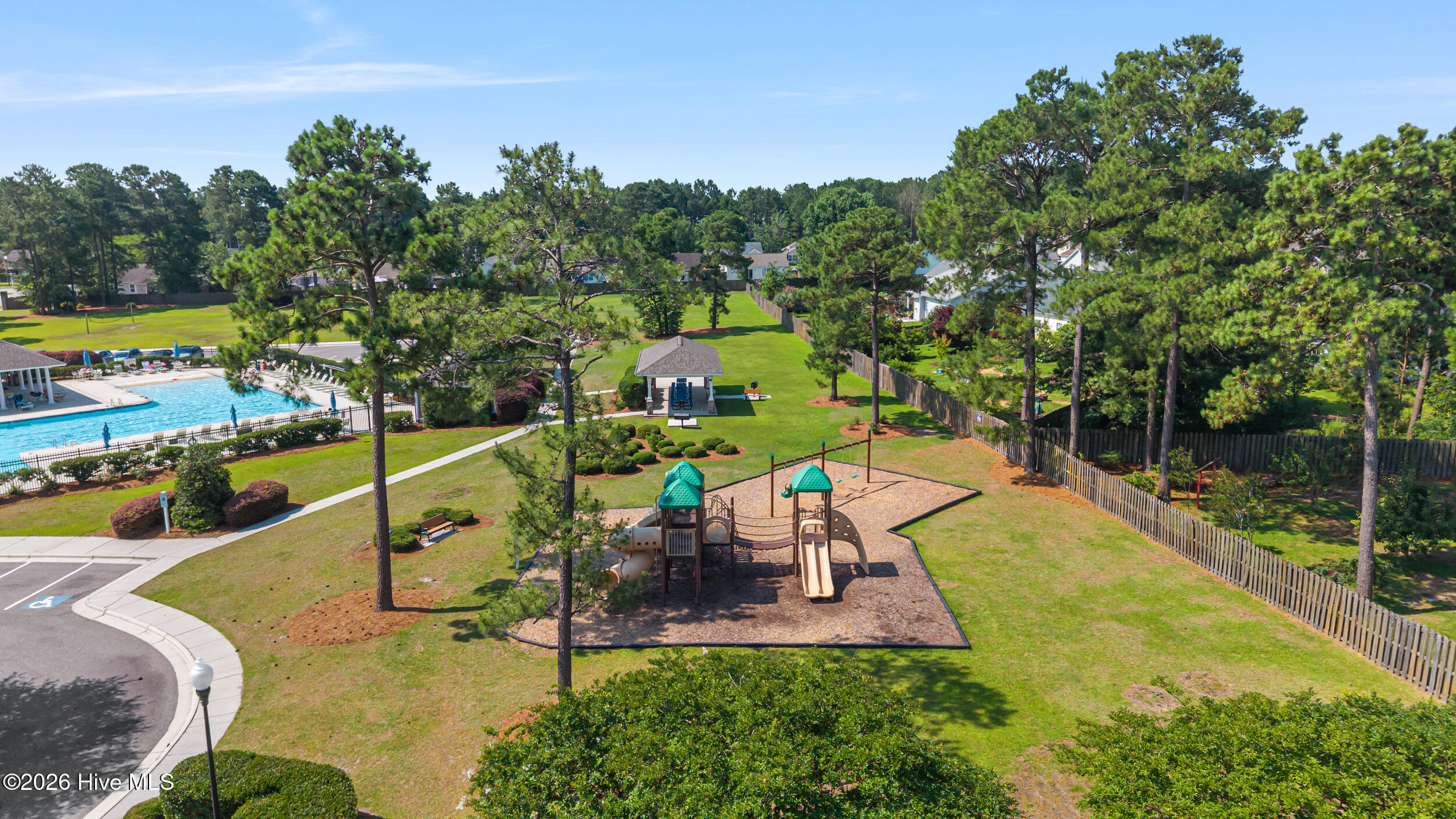 main property photo 38