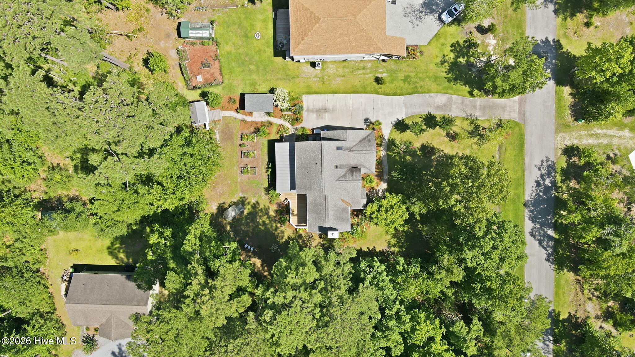 main property photo 49