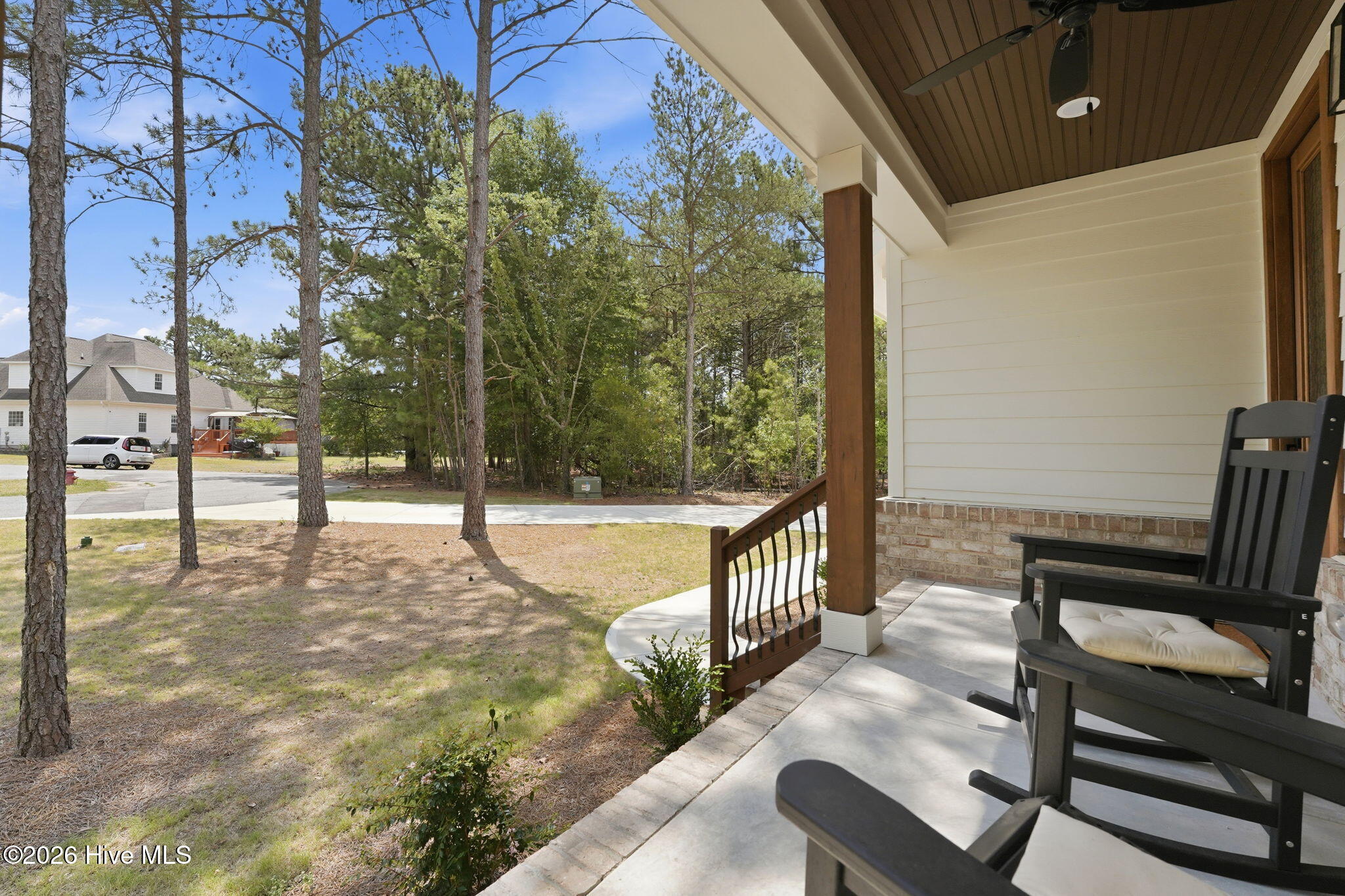 main property photo 45