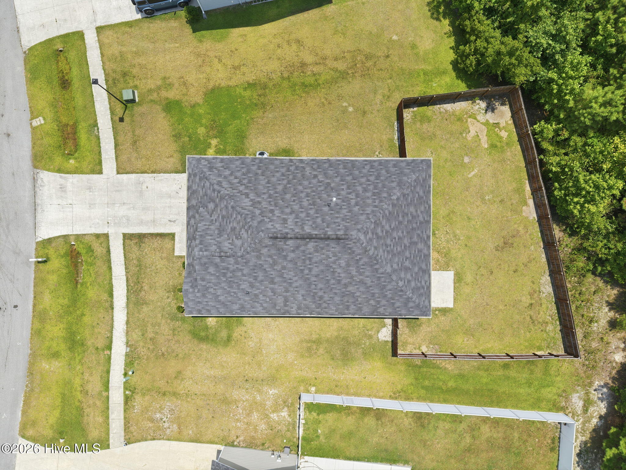 main property photo 45