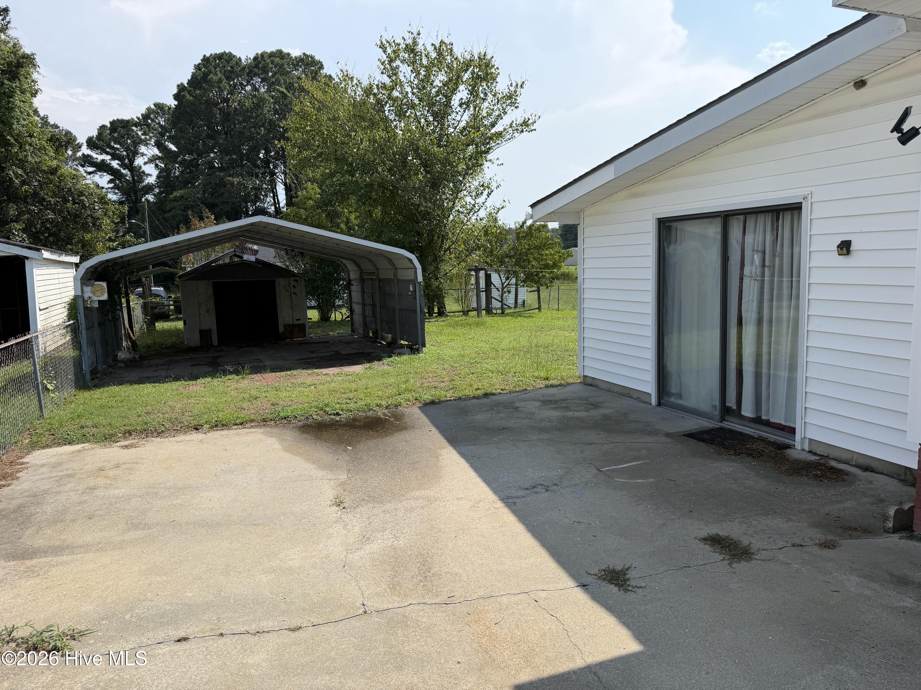 main property photo 14