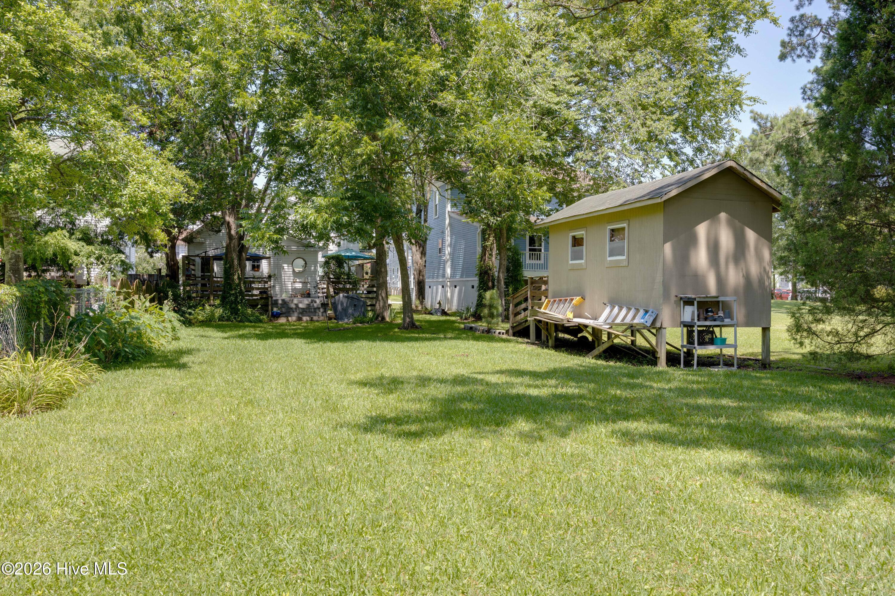 main property photo 22