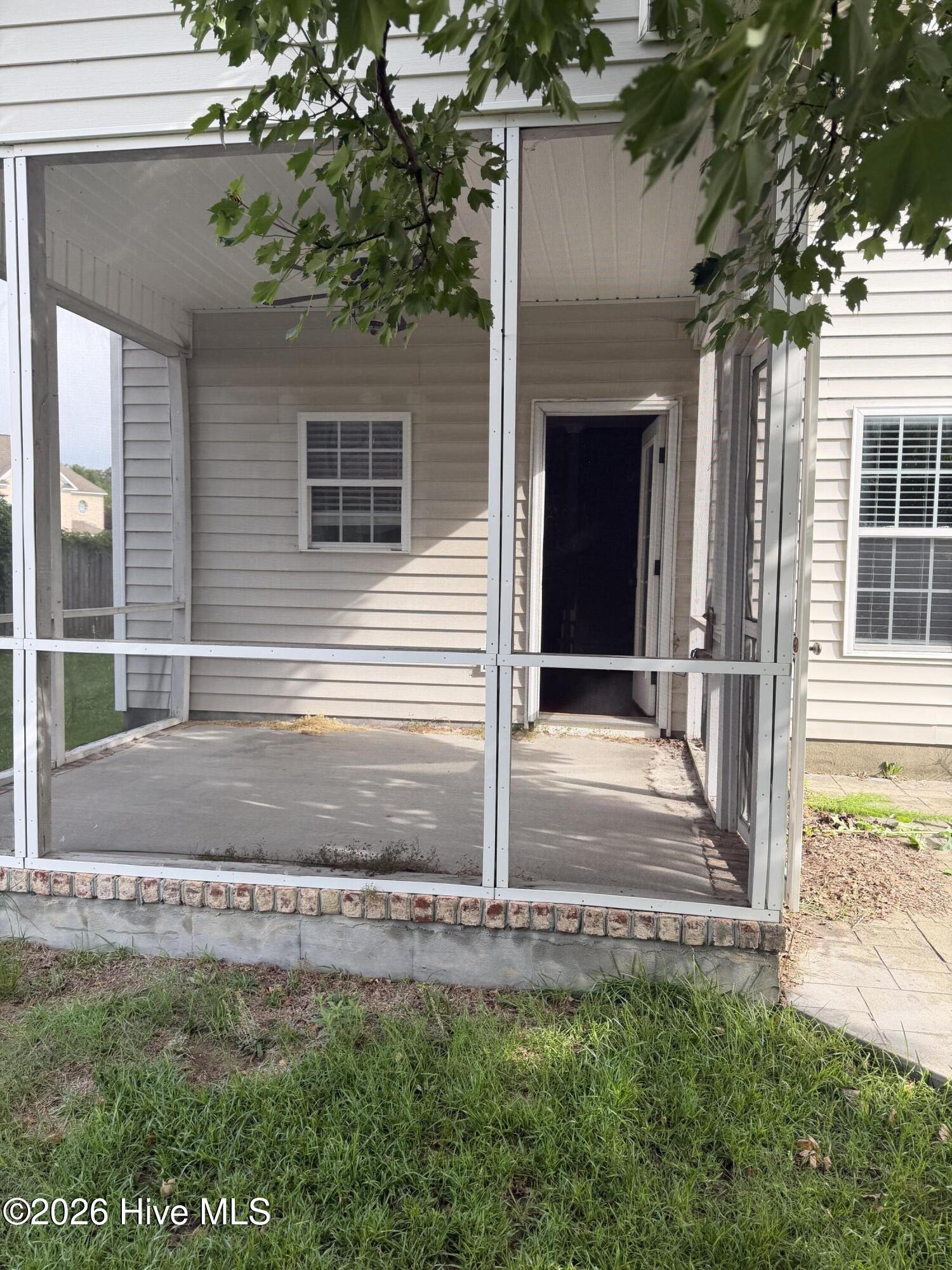 main property photo 15