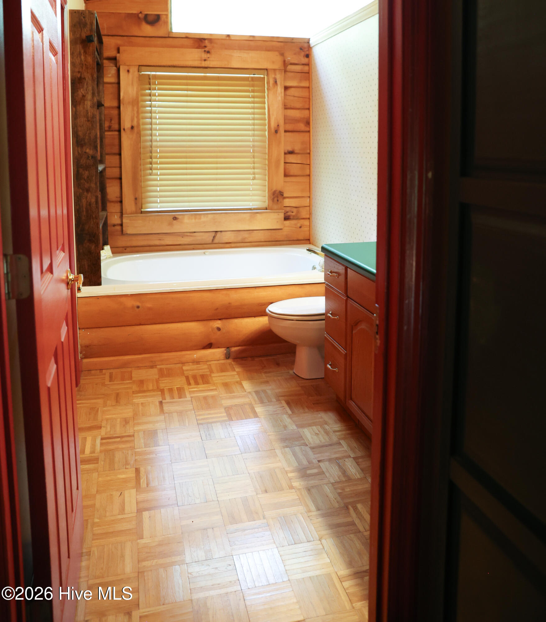 main property photo 25