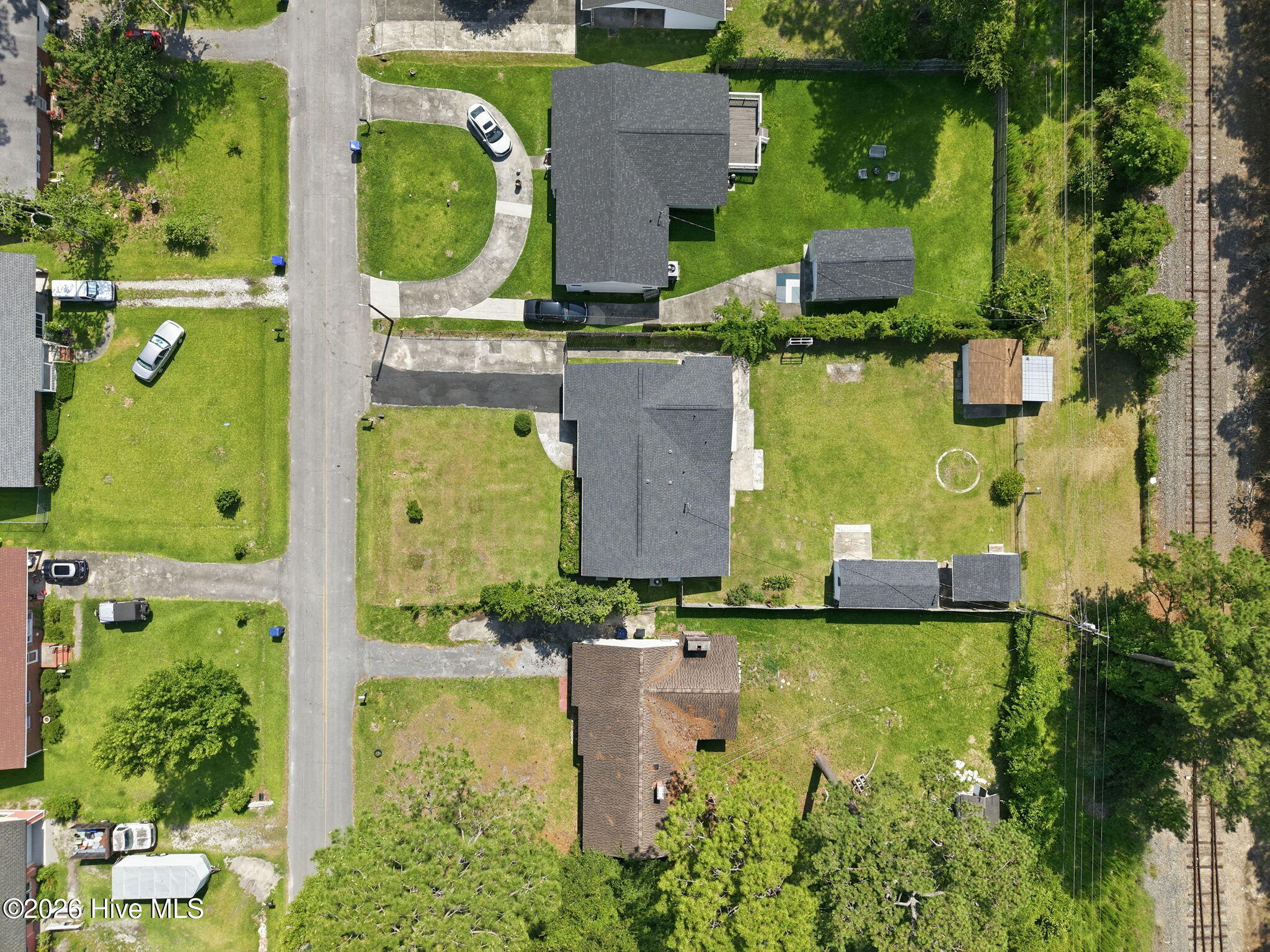 main property photo 17