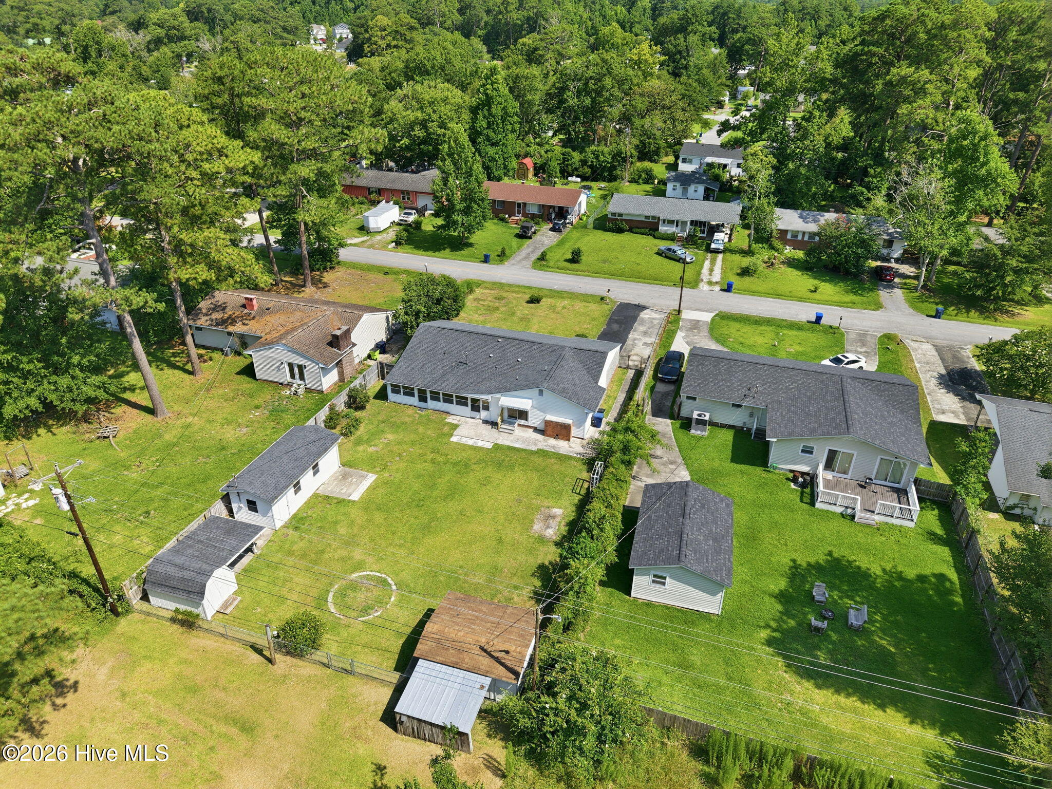 main property photo 9