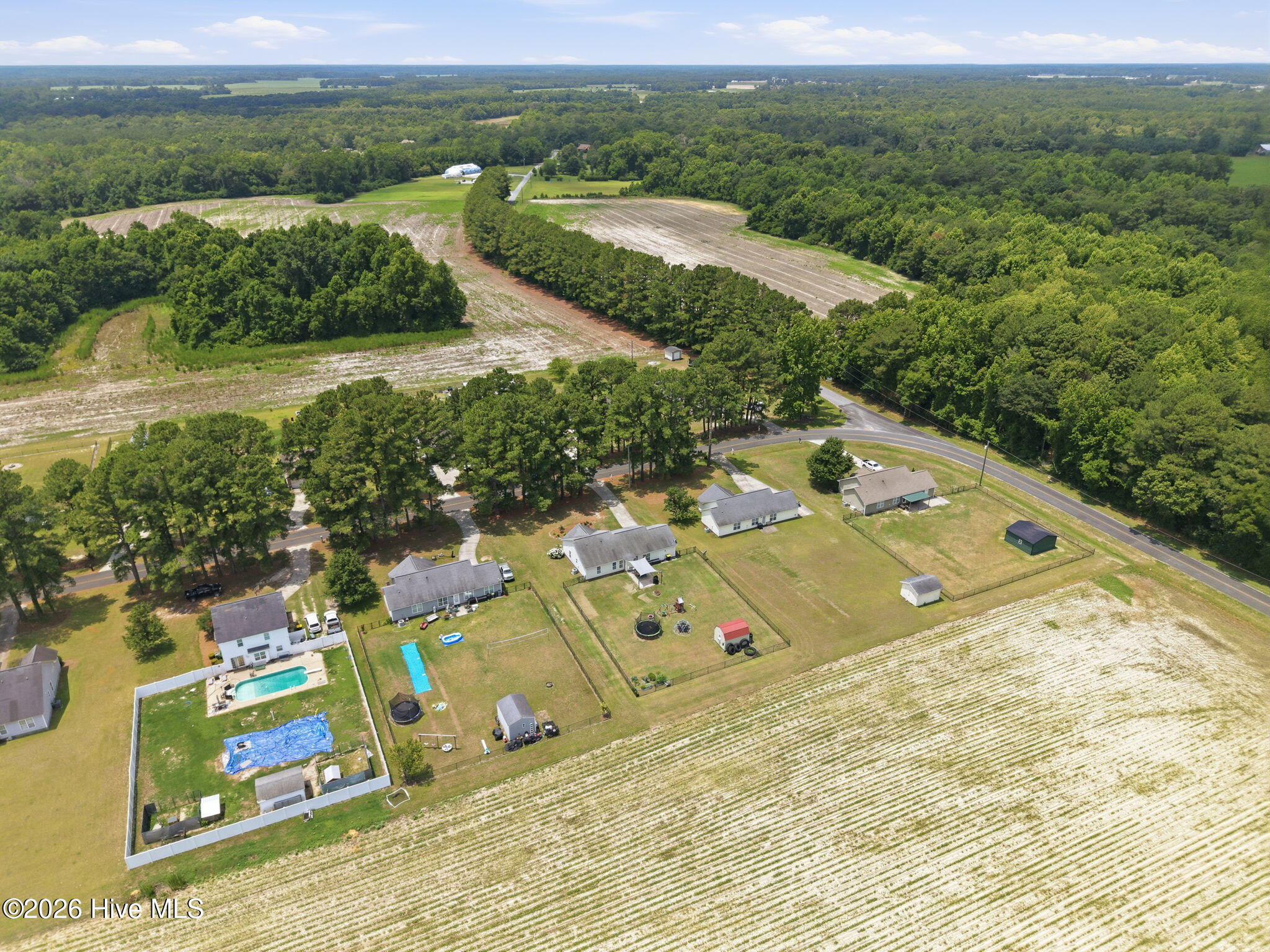 main property photo 39