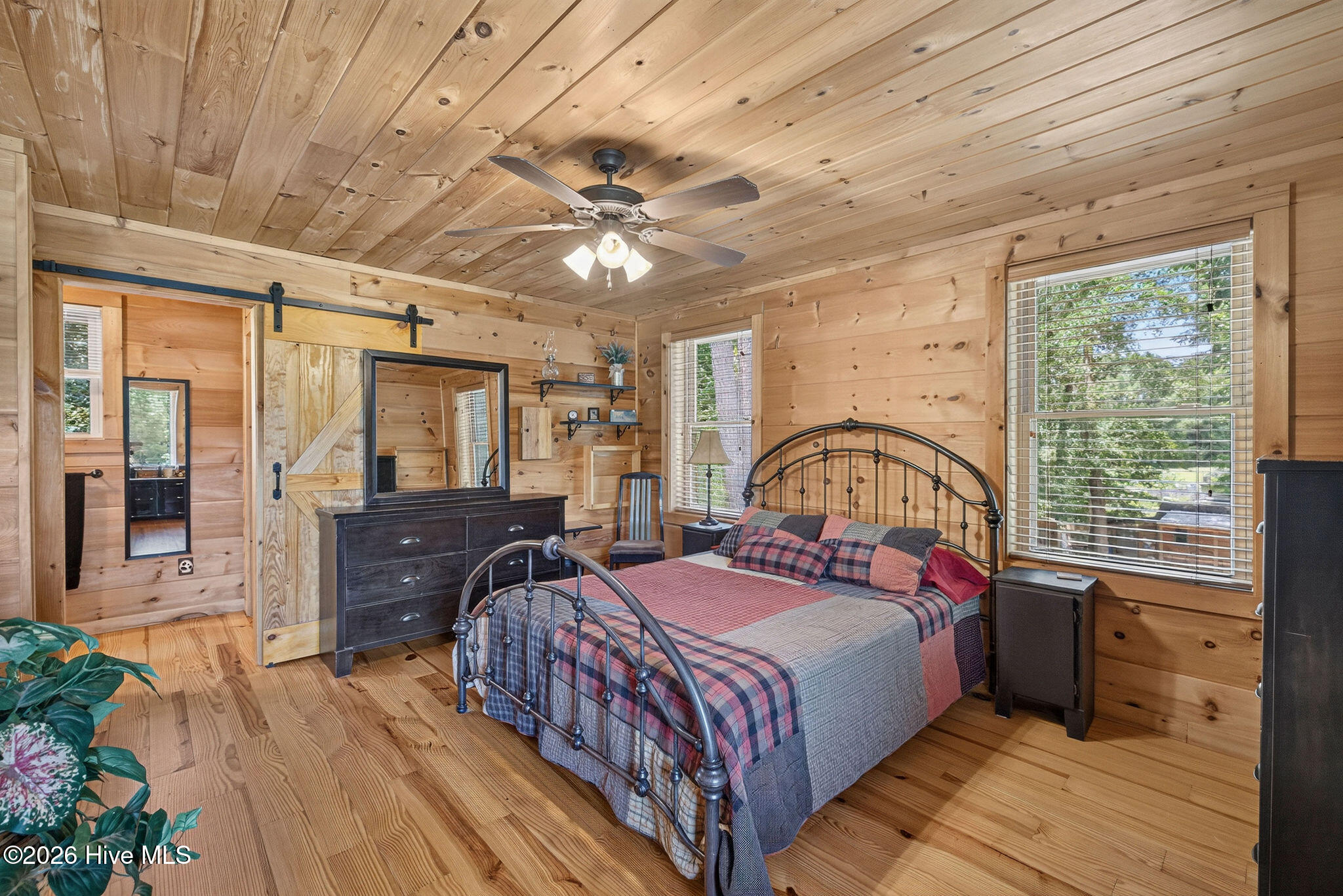 main property photo 21