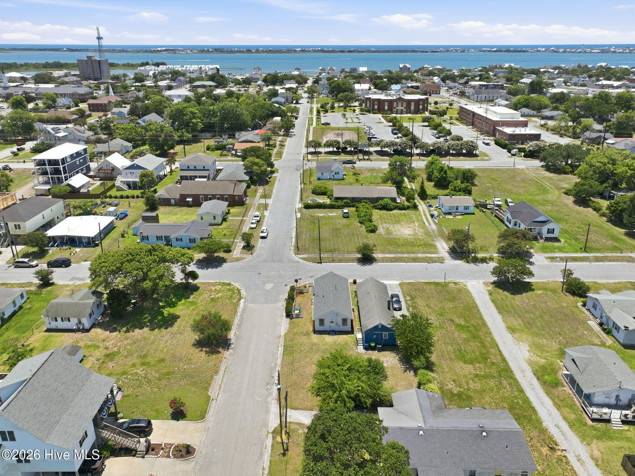 main property photo 44
