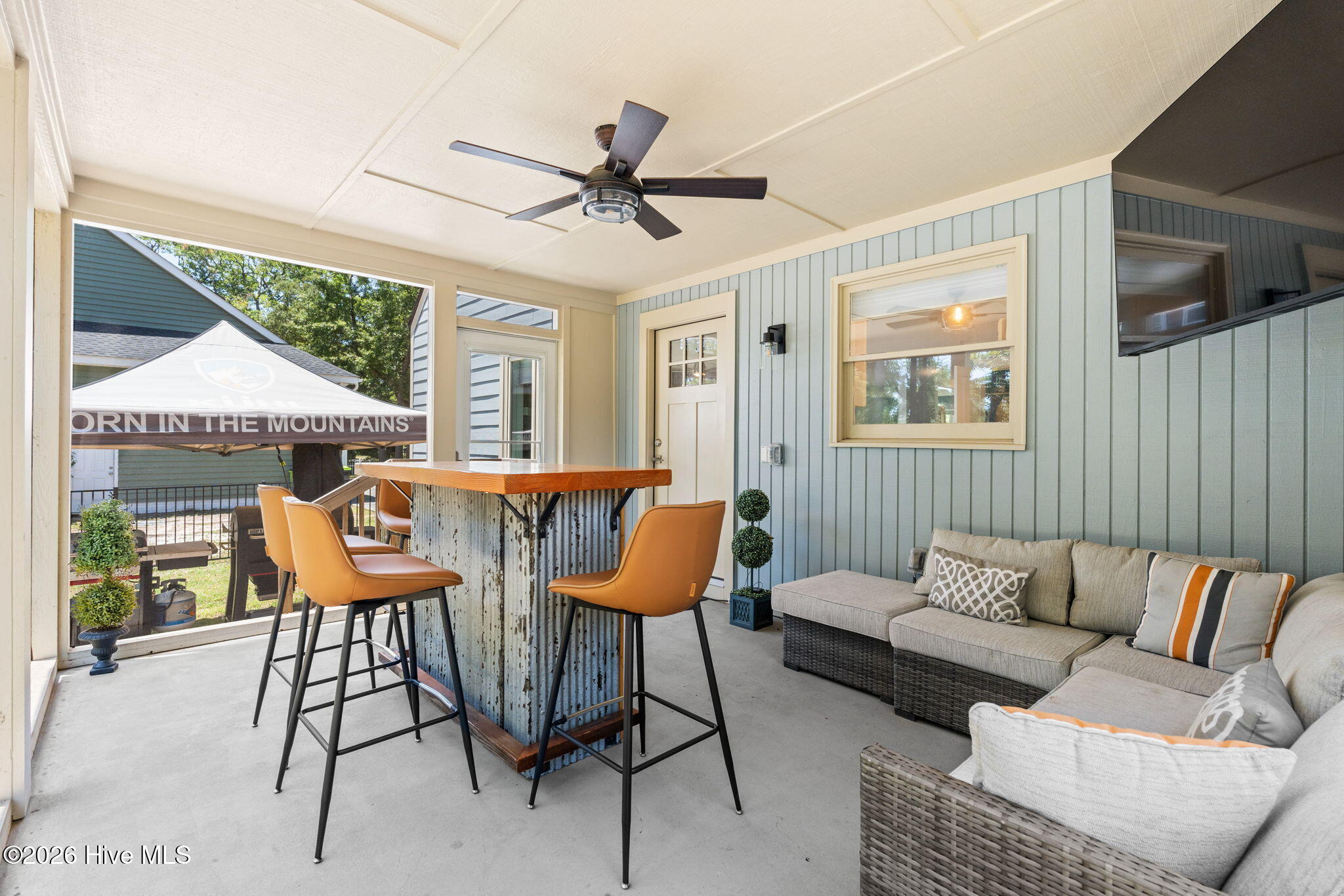 main property photo 45