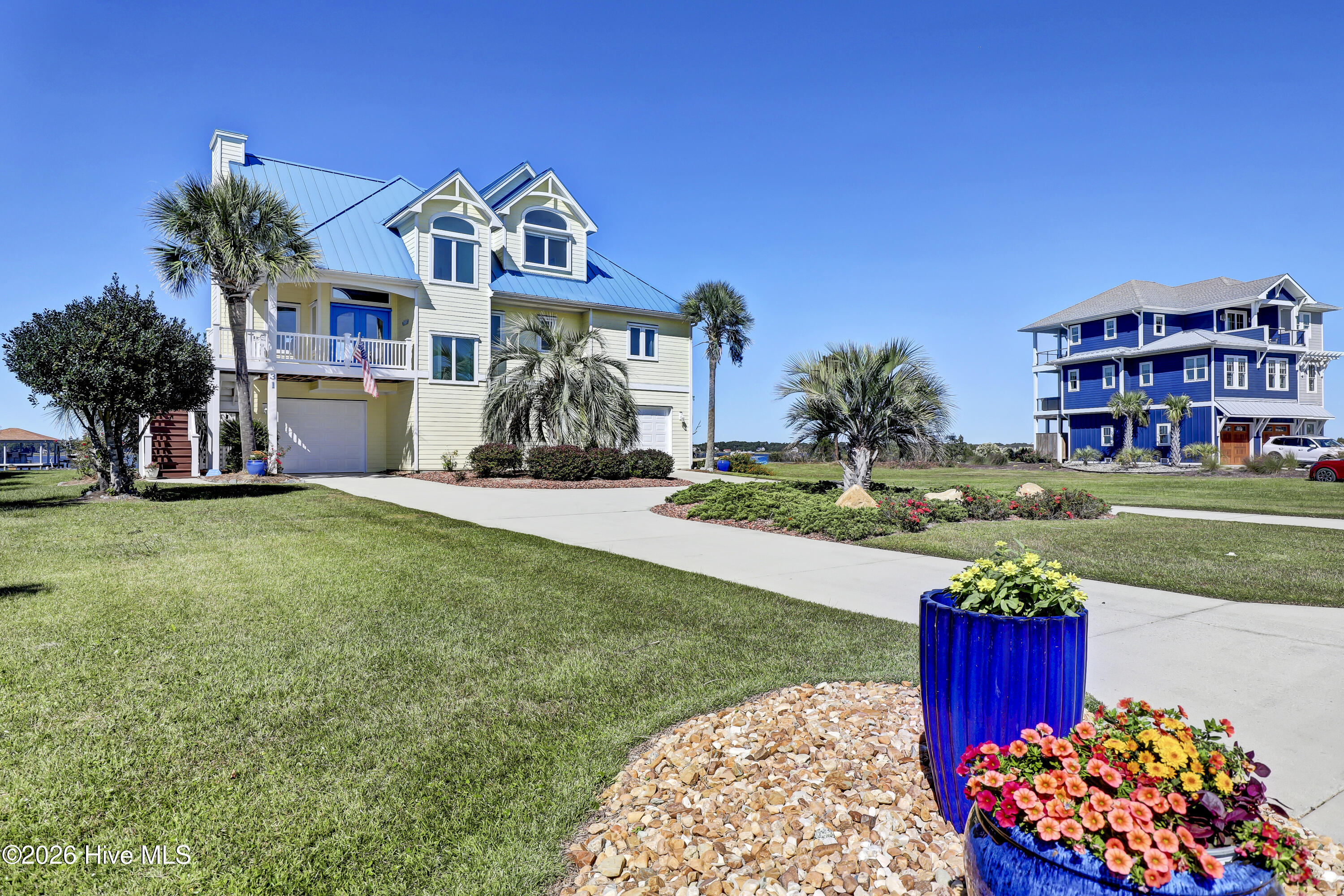 main property photo 10