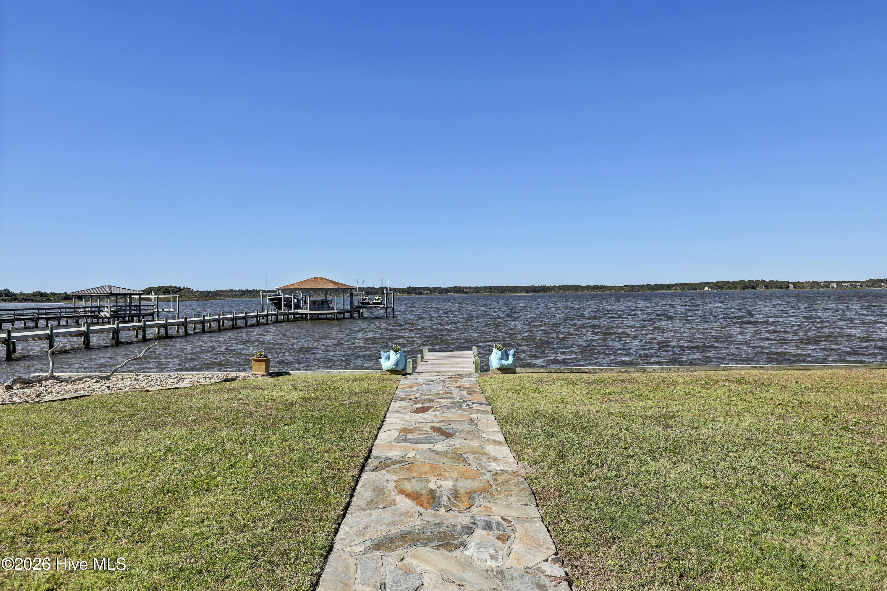 main property photo 43