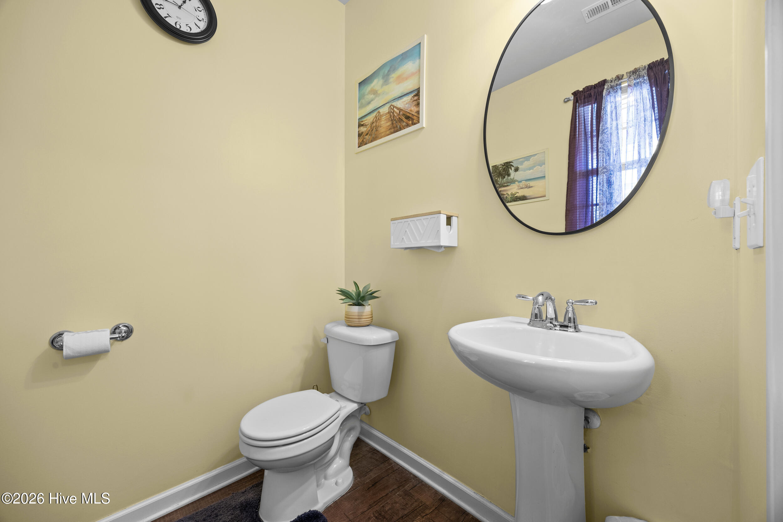 main property photo 8