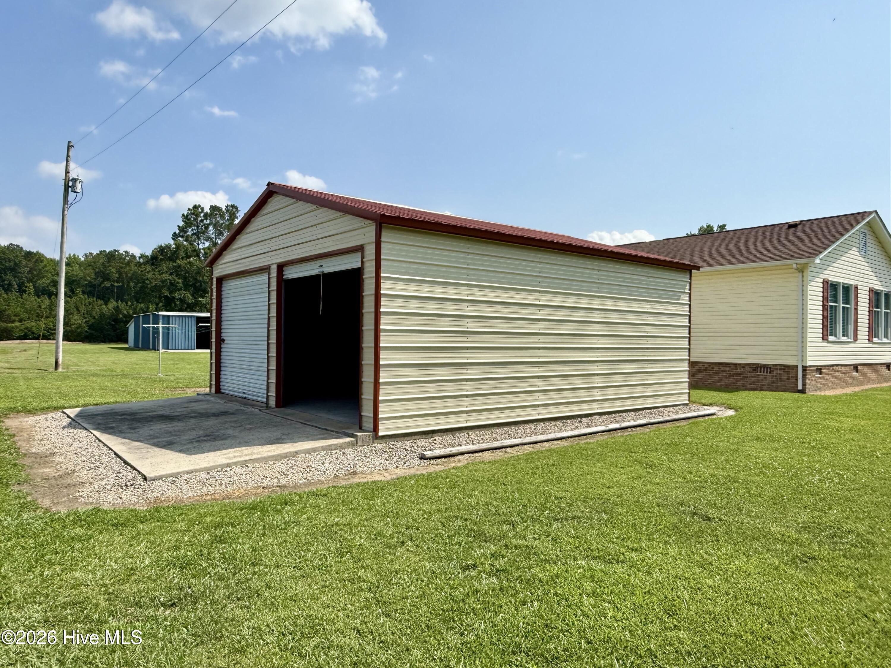 main property photo 53