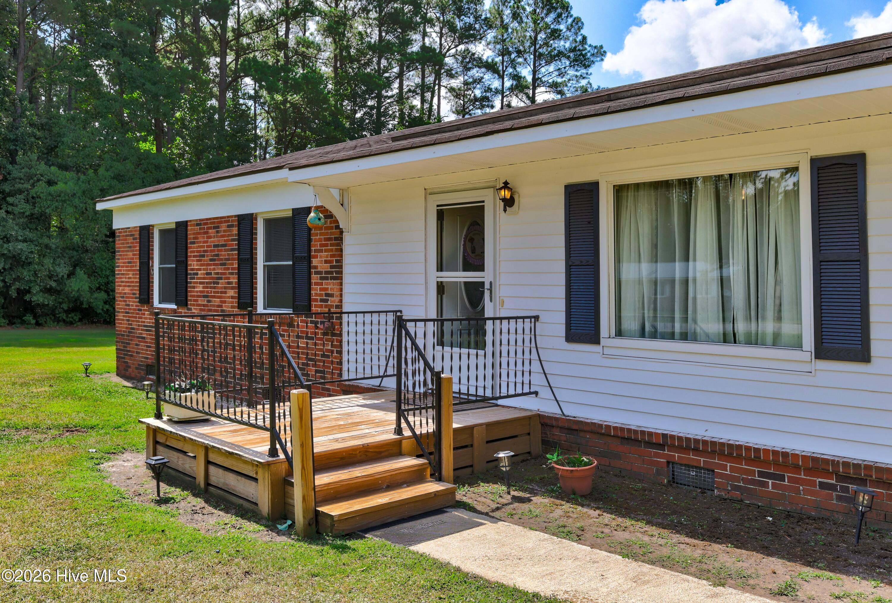 main property photo 3