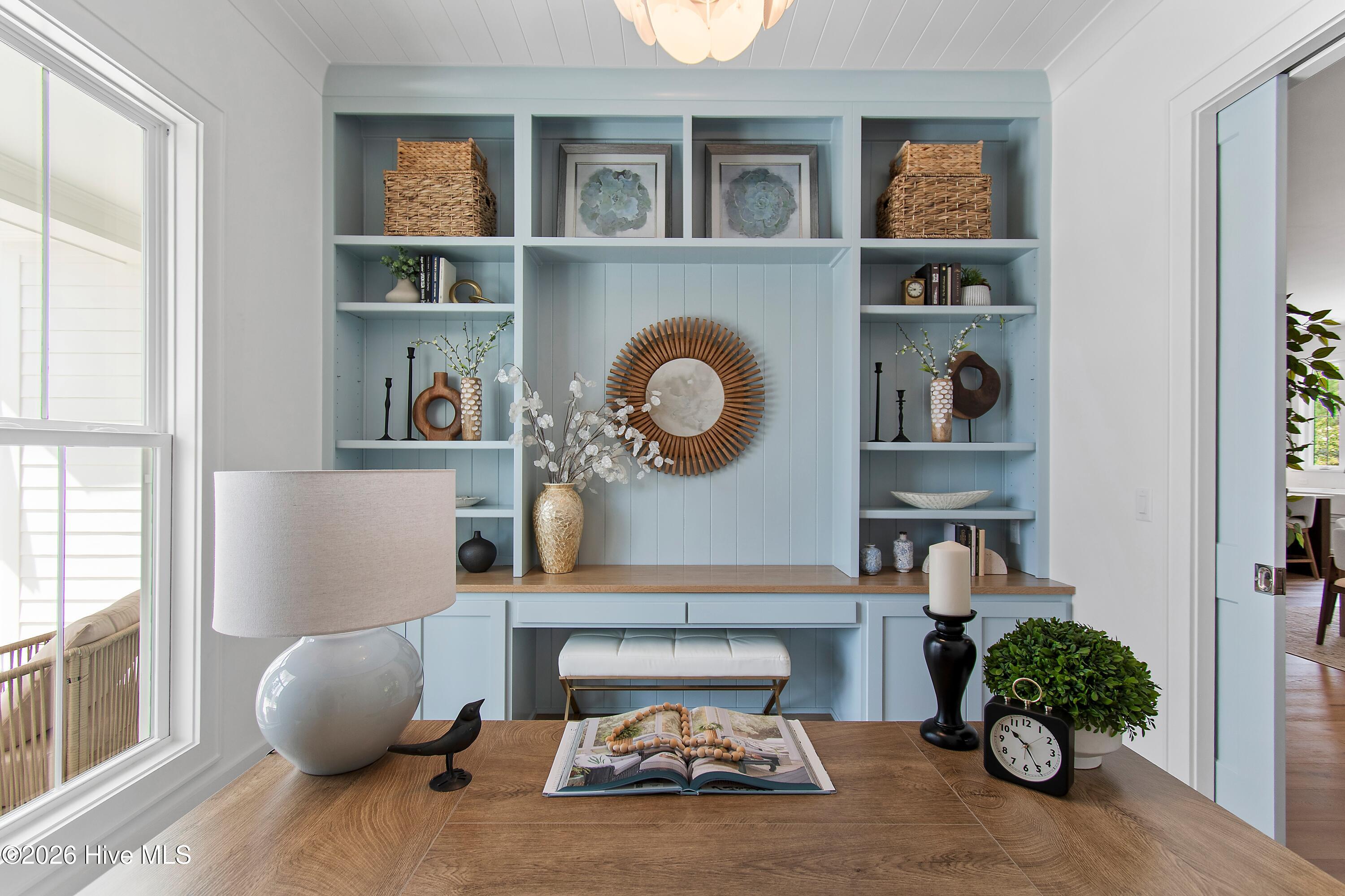 main property photo 30