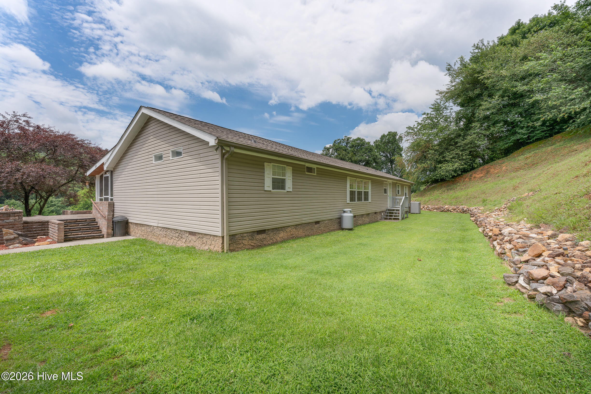 main property photo 42