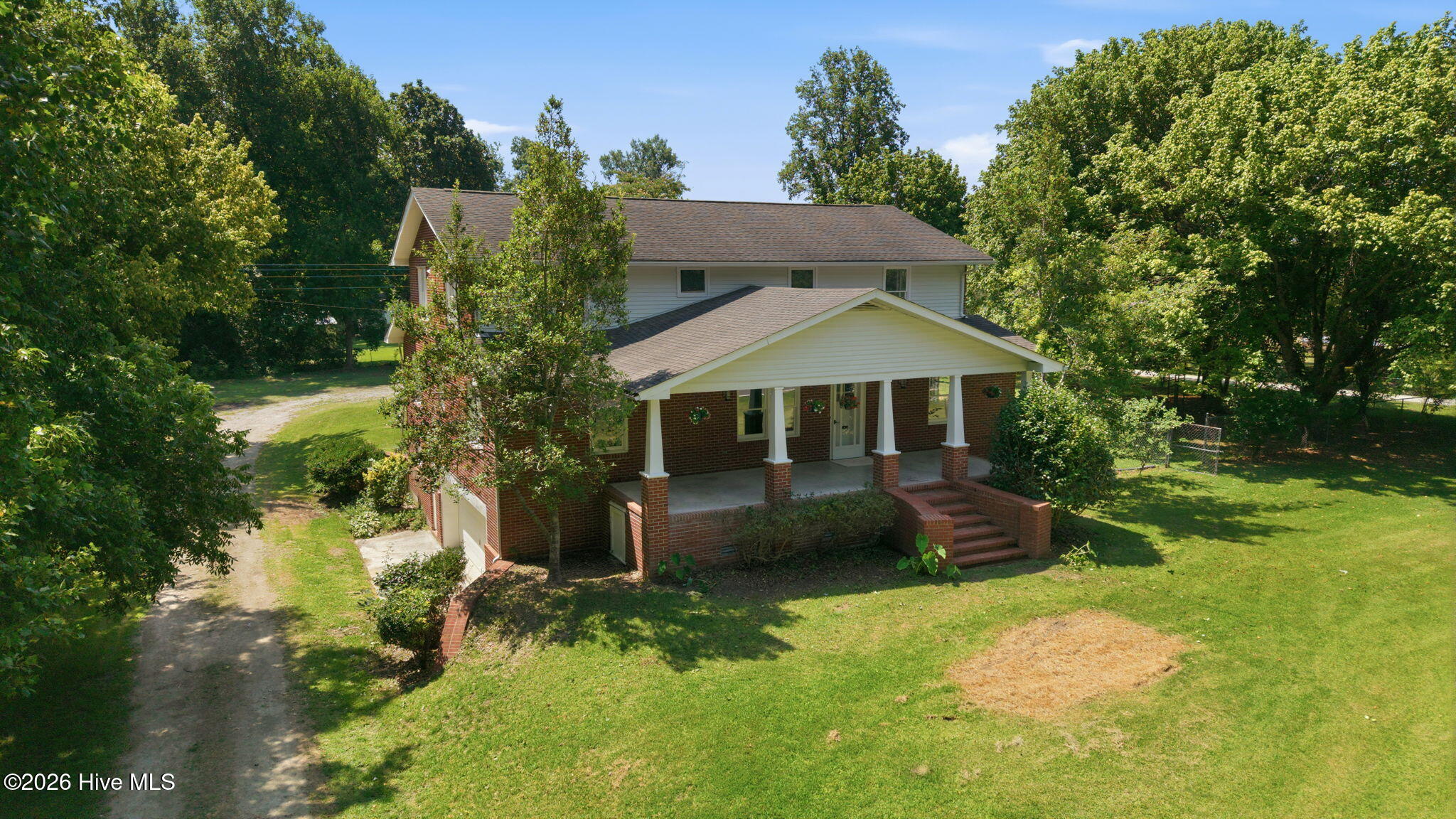 main property photo 14