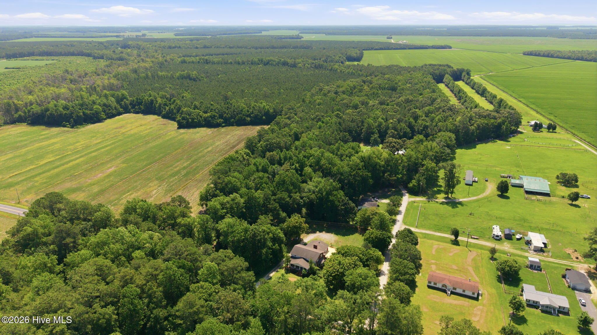 main property photo 16