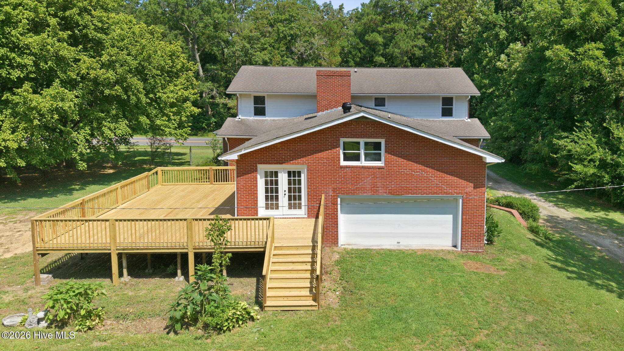 main property photo 9