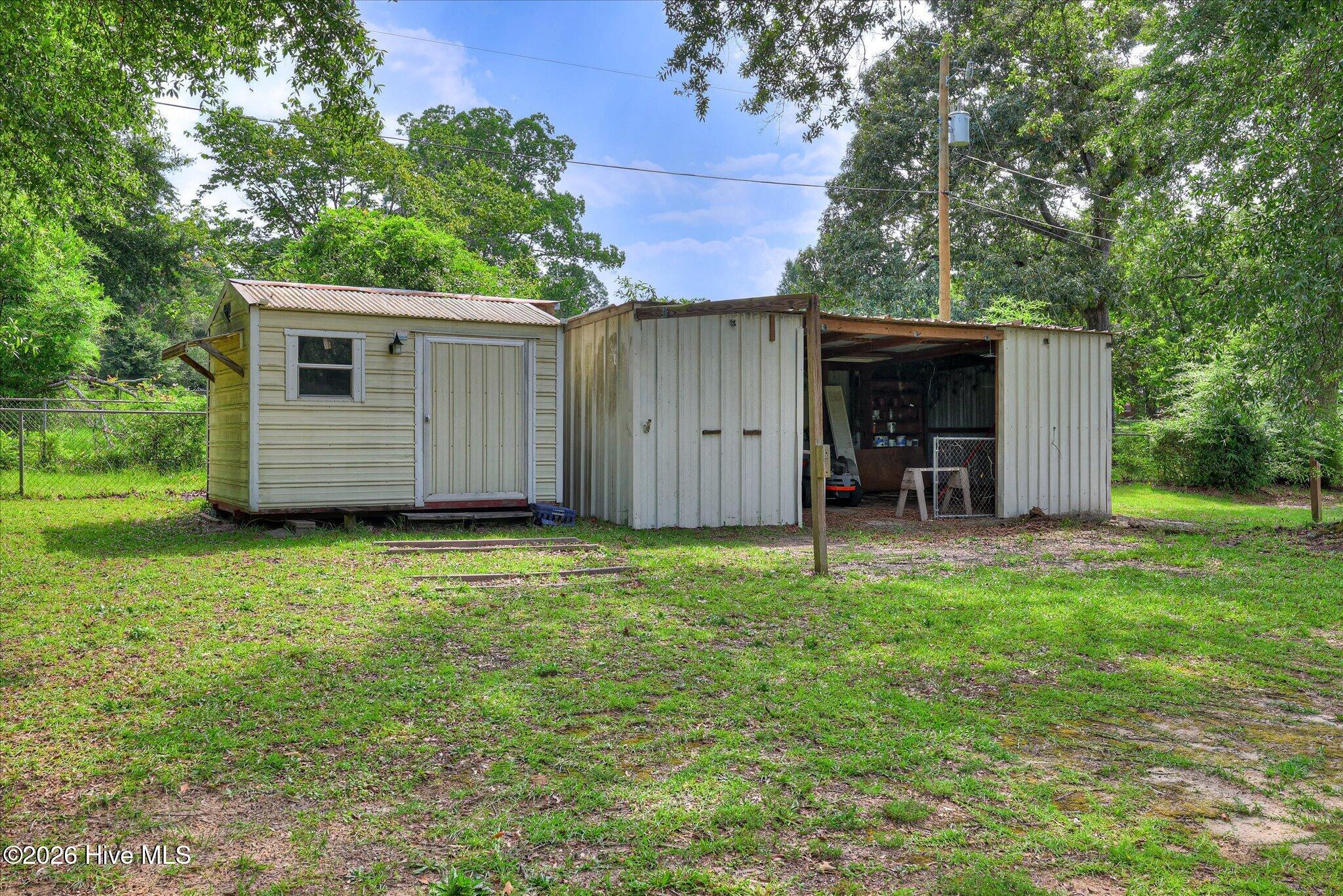 main property photo 30
