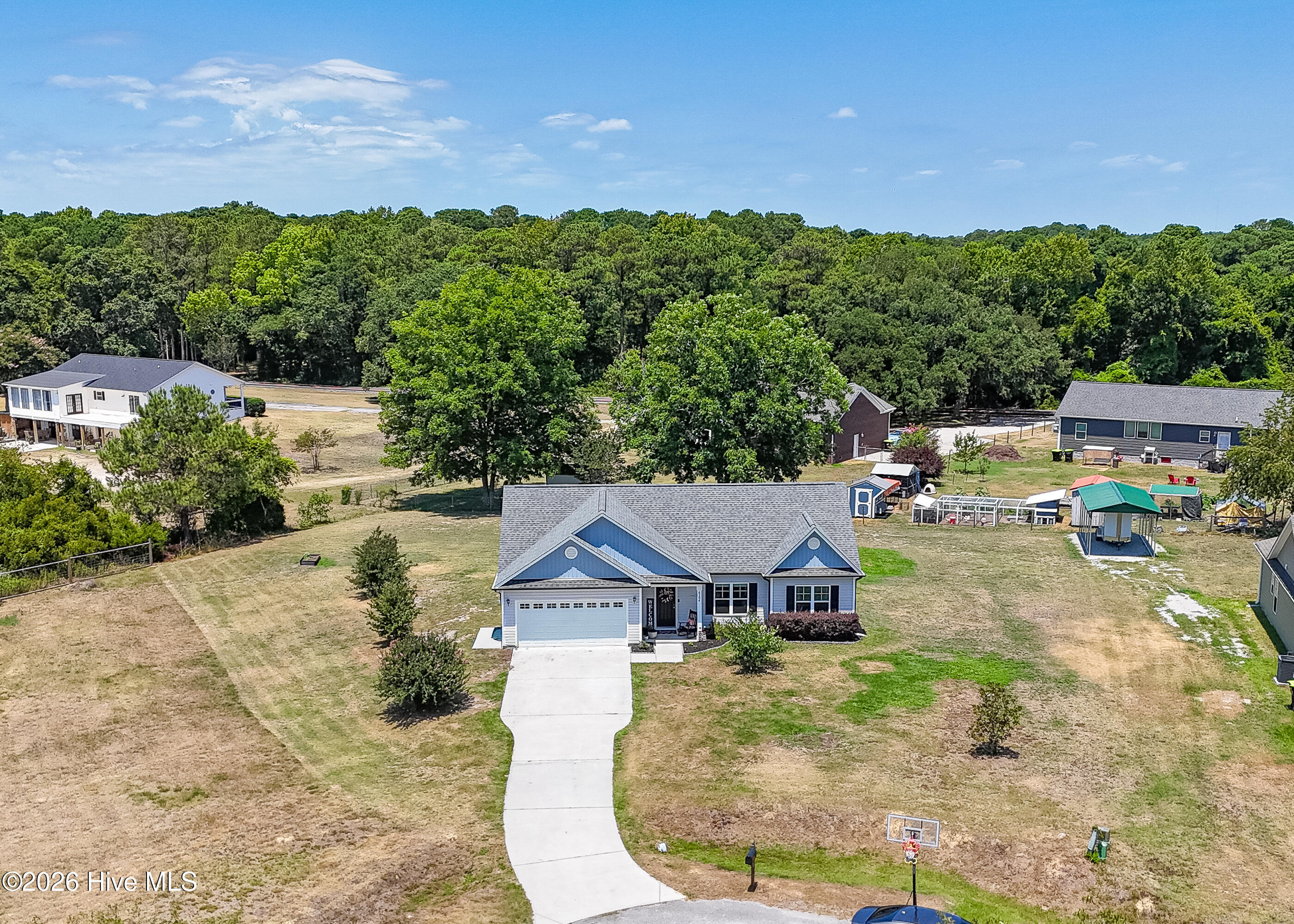 main property photo 30