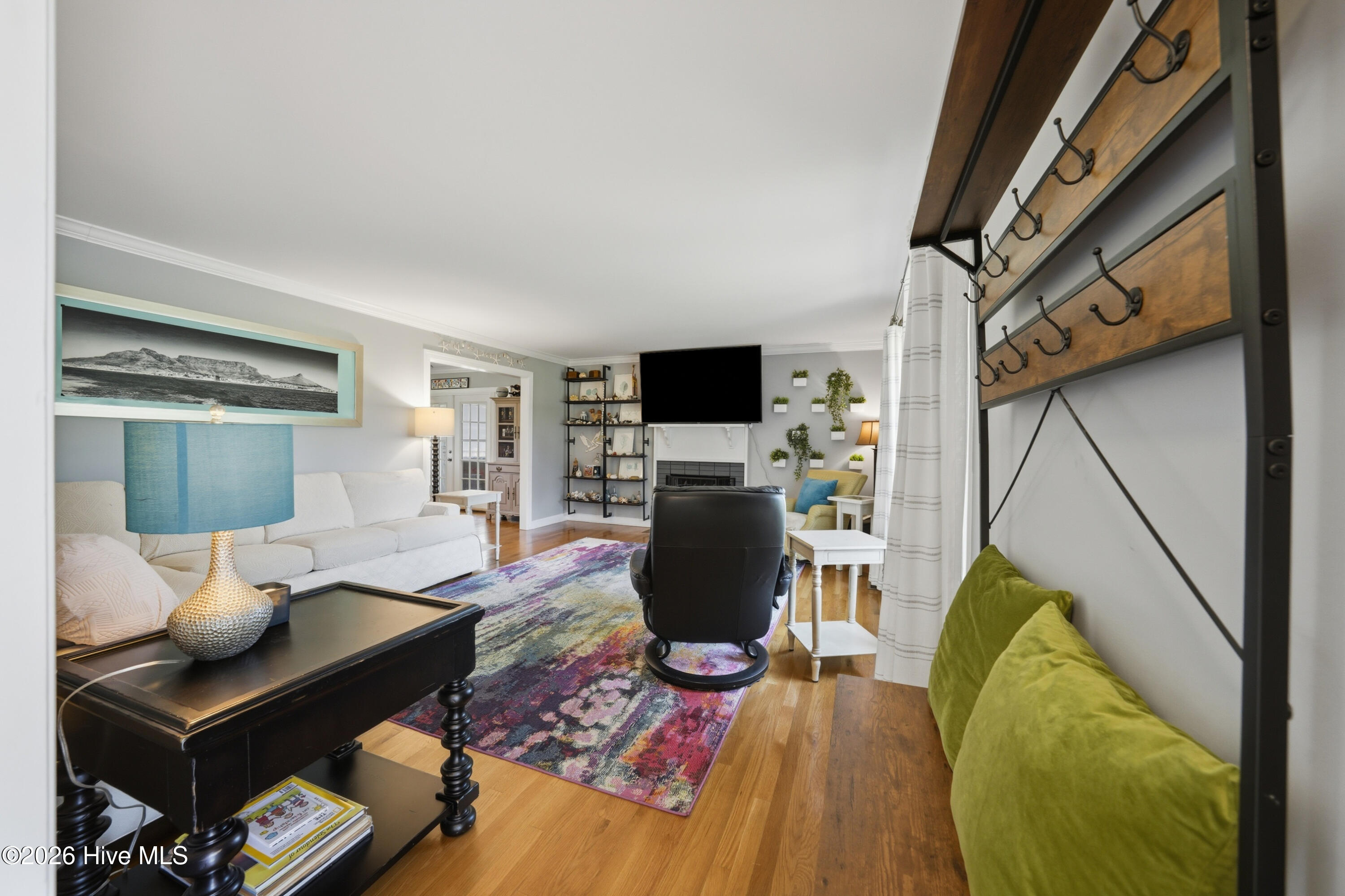 main property photo 27
