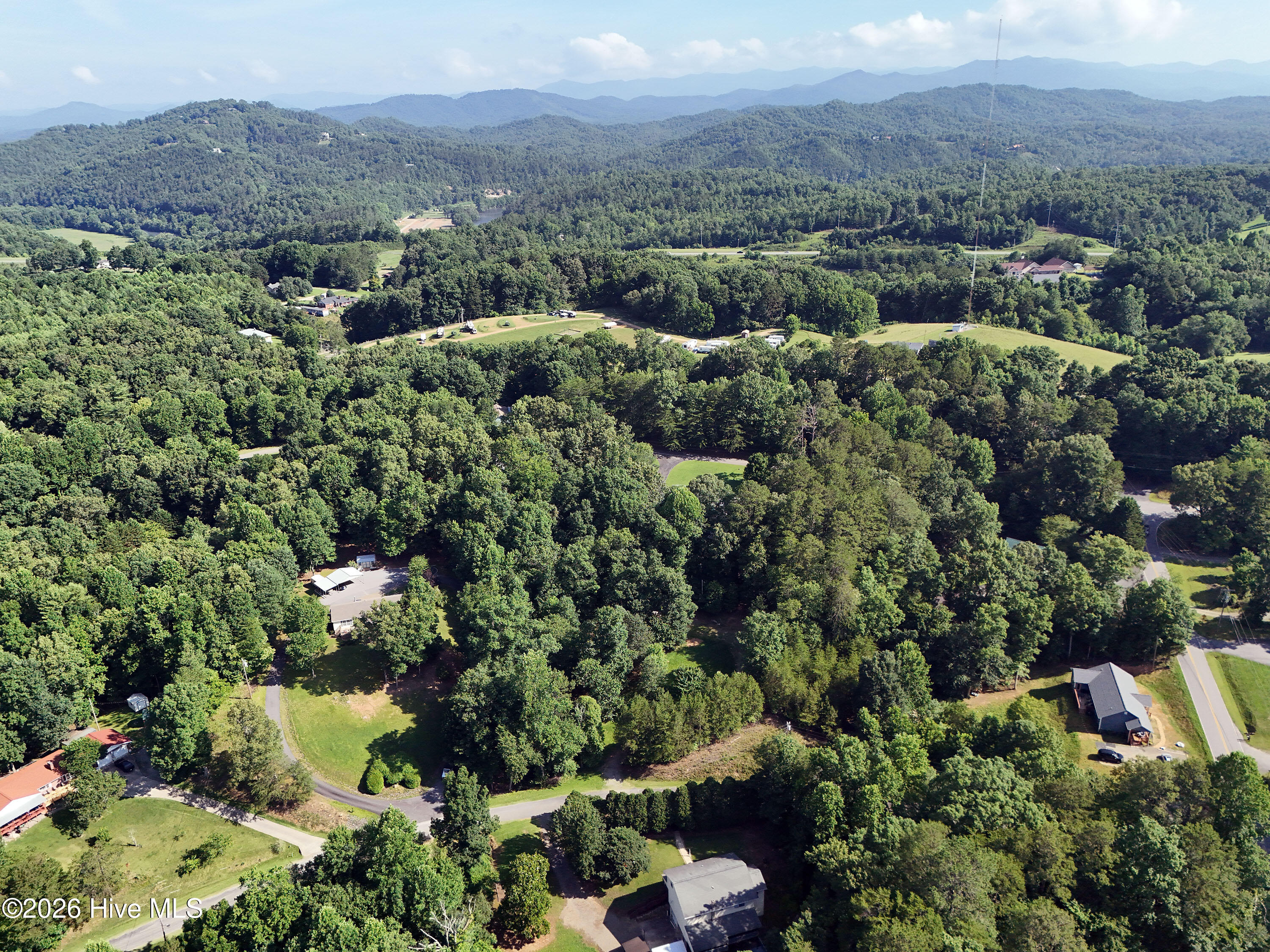 main property photo 13