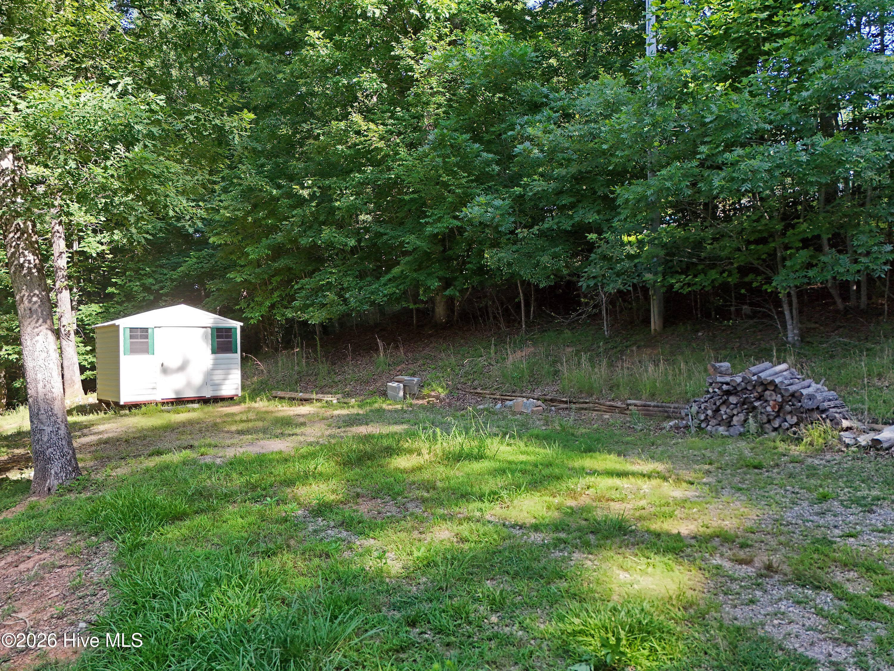 main property photo 6