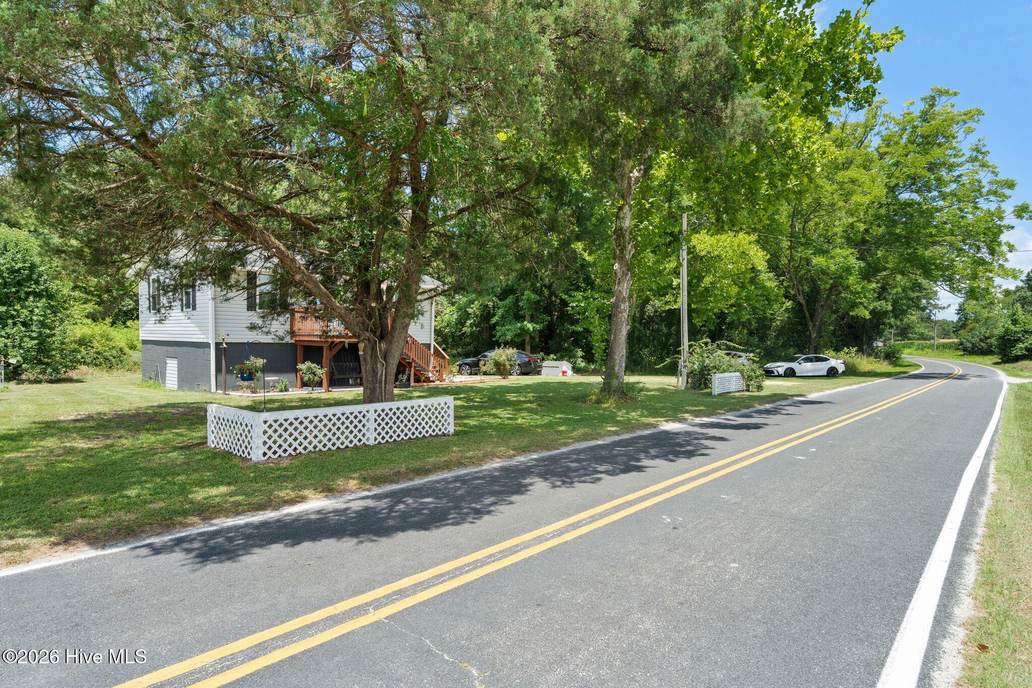main property photo 32