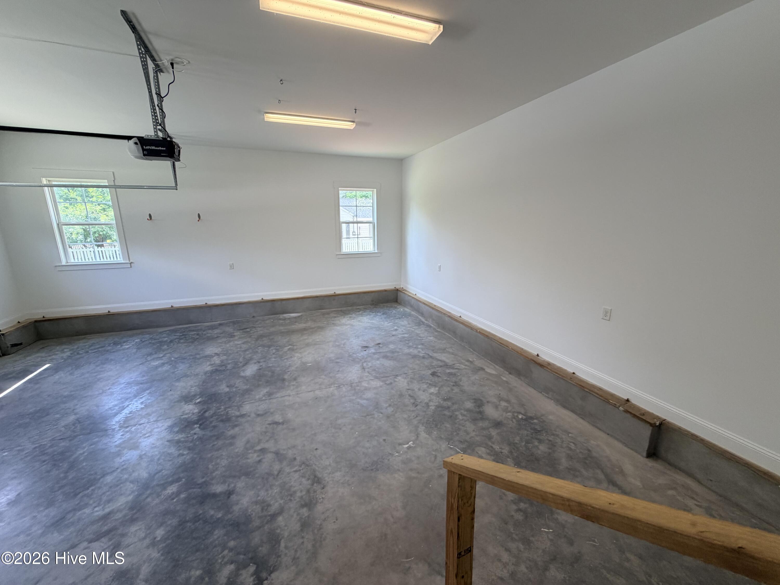main property photo 75