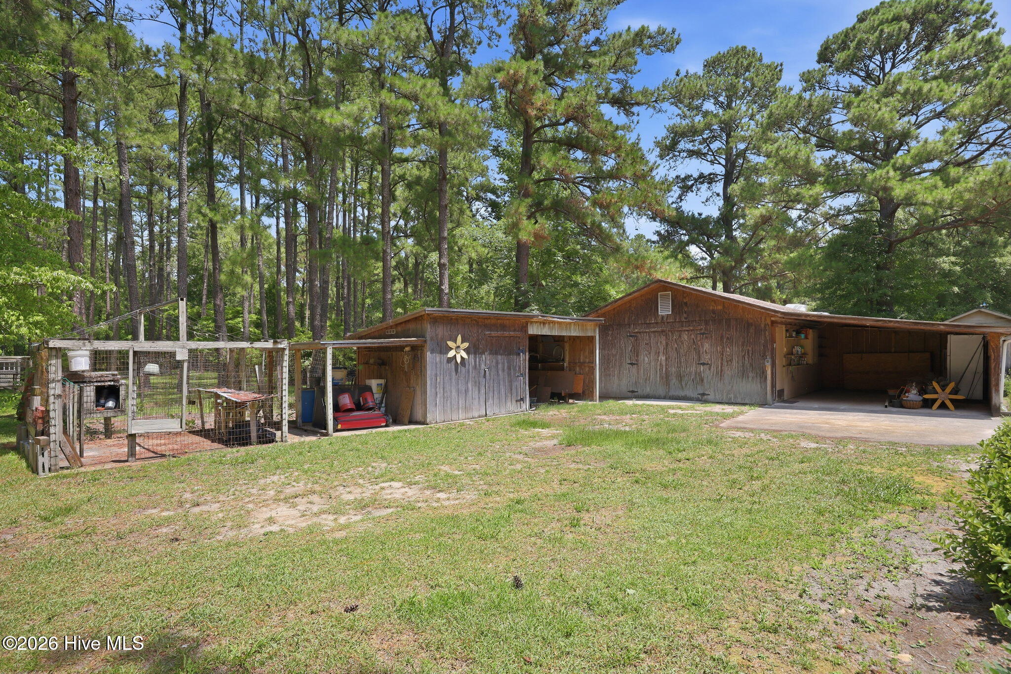 main property photo 12