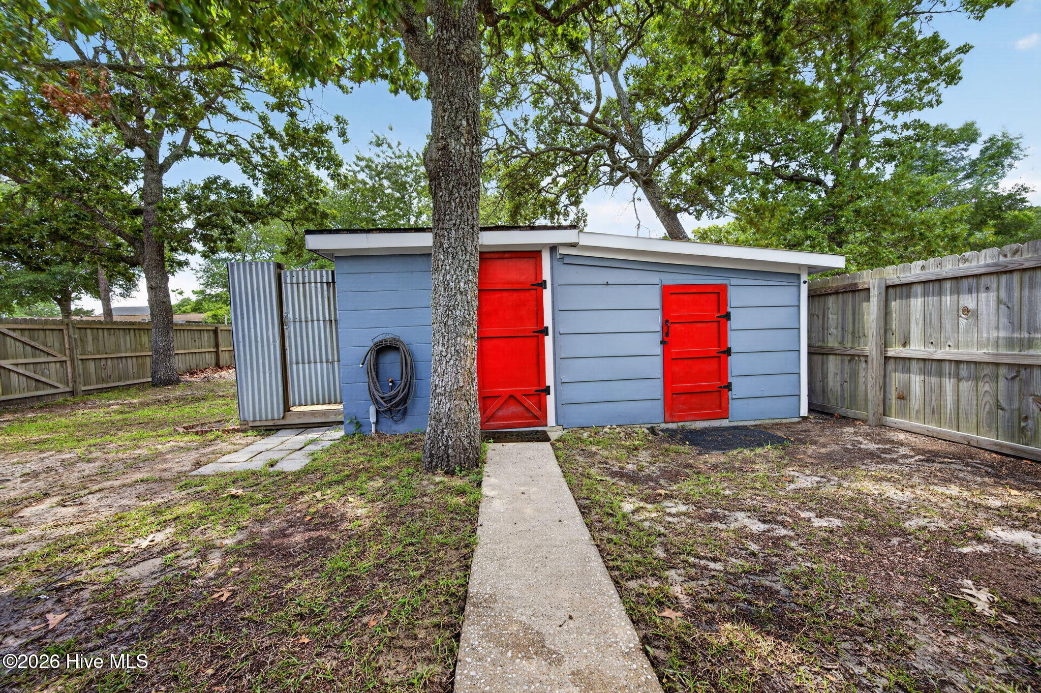 main property photo 21