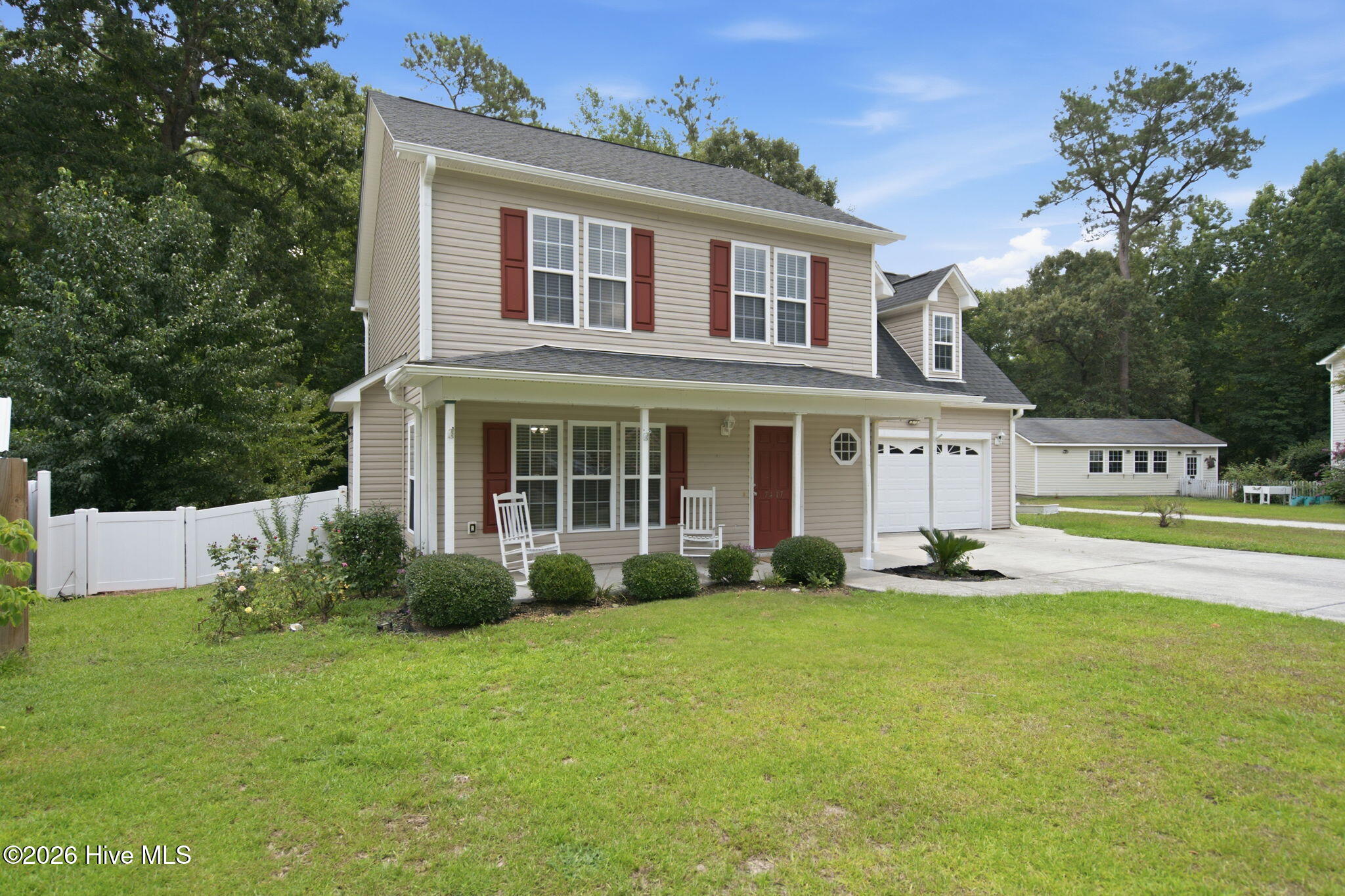 main property photo 2