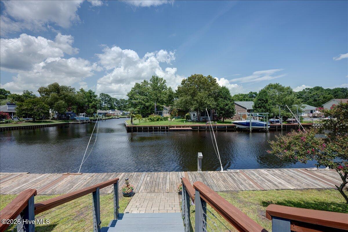 main property photo 10