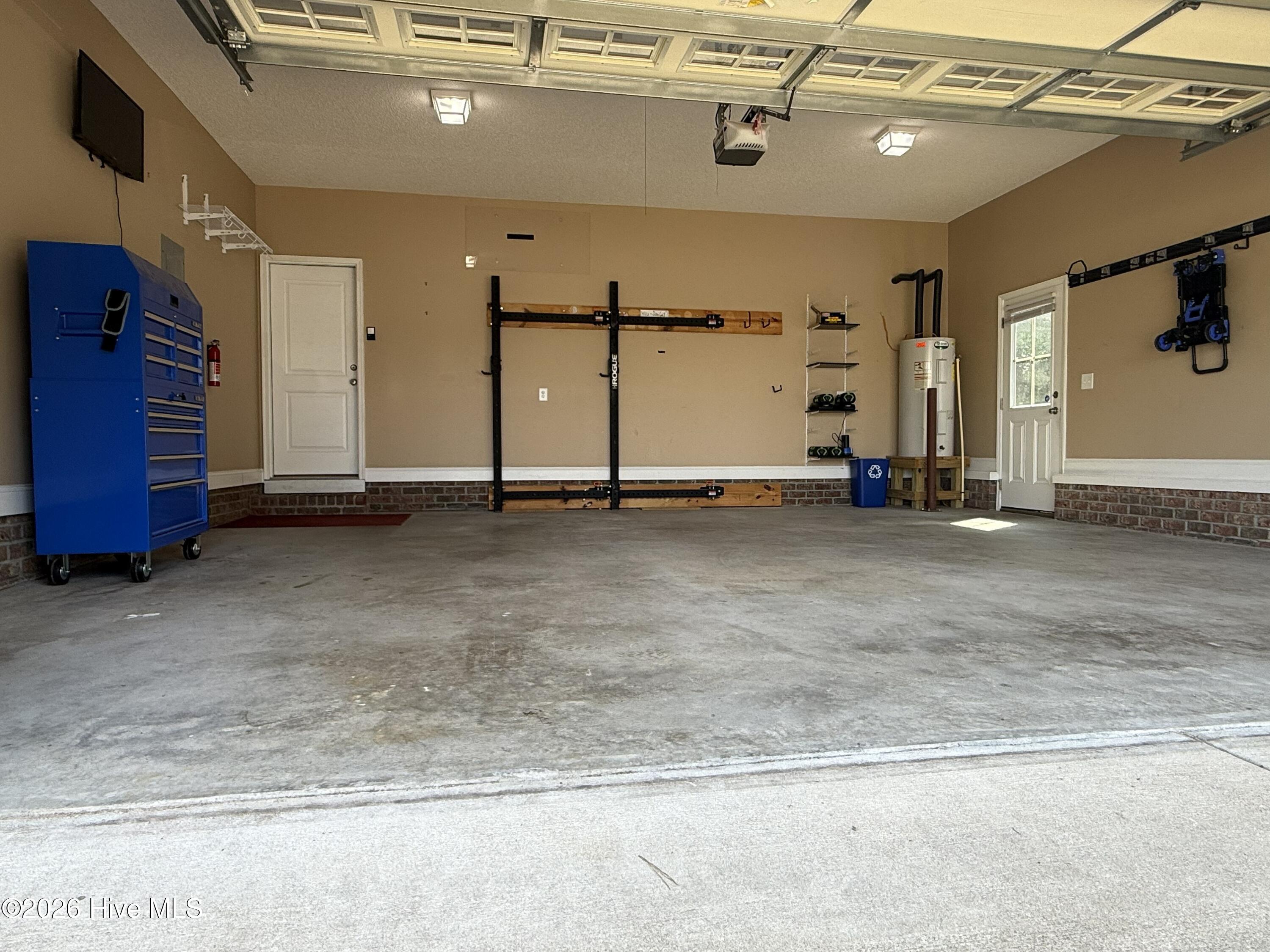 main property photo 49