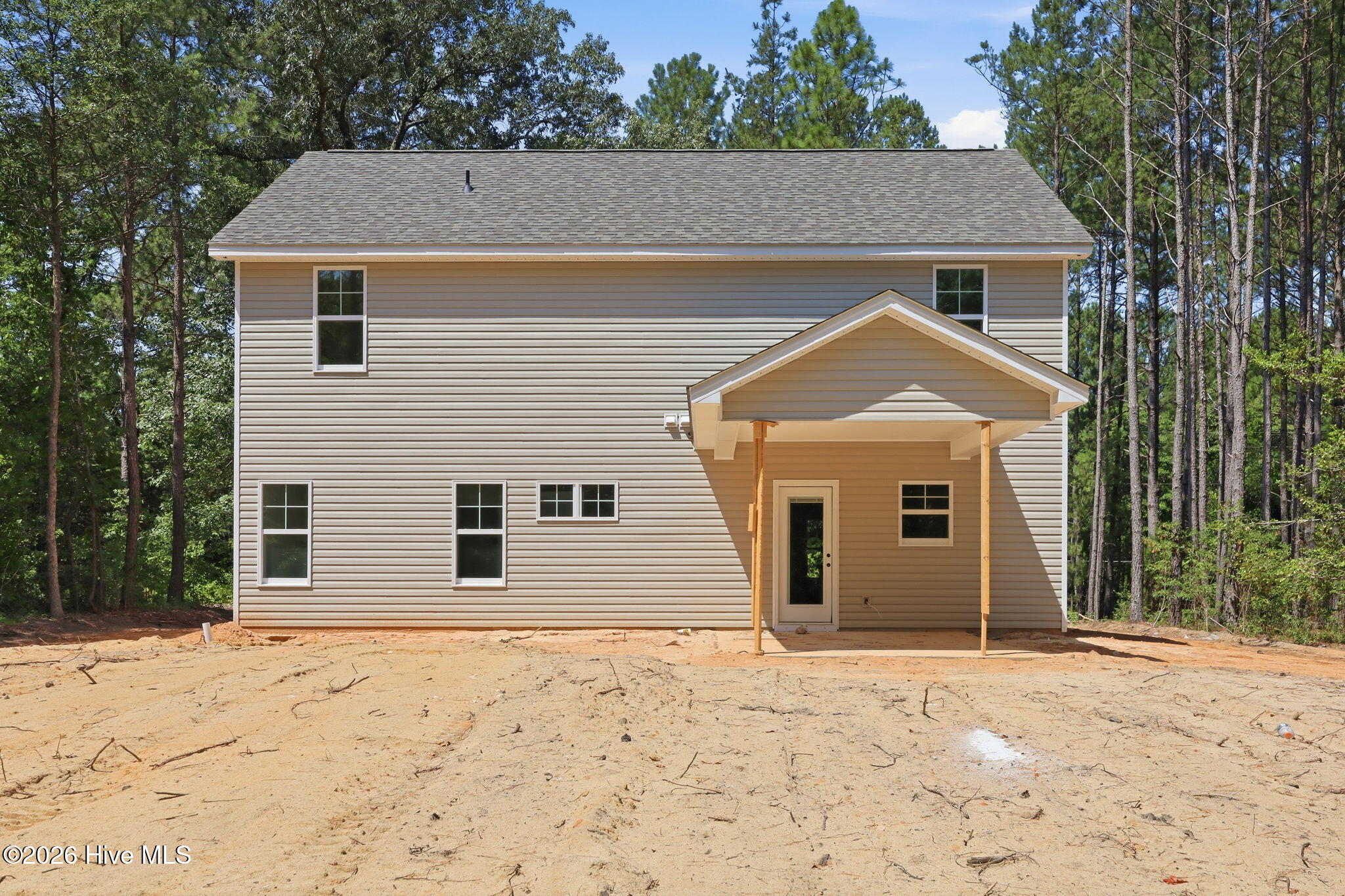 main property photo 17