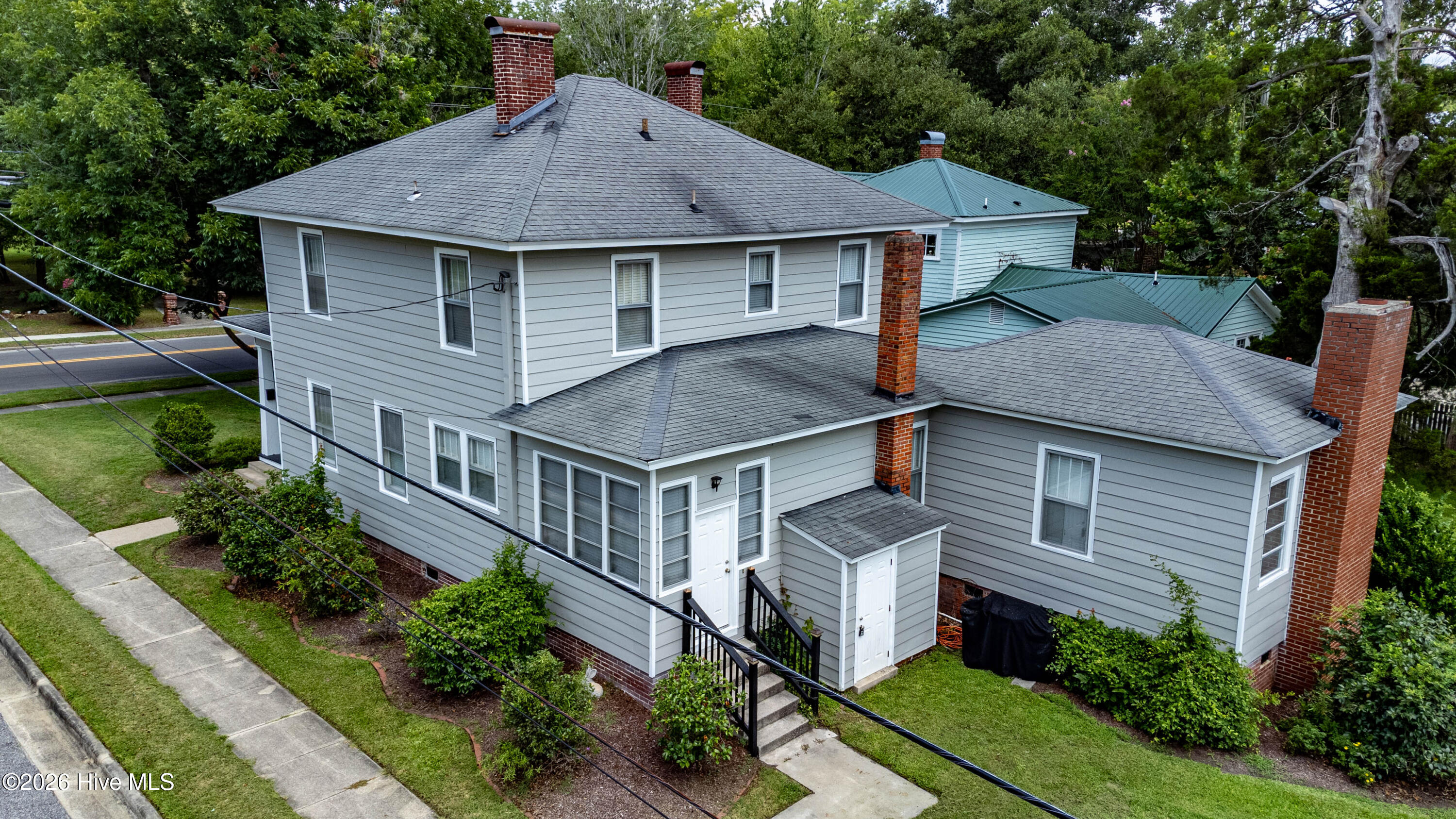 main property photo 42