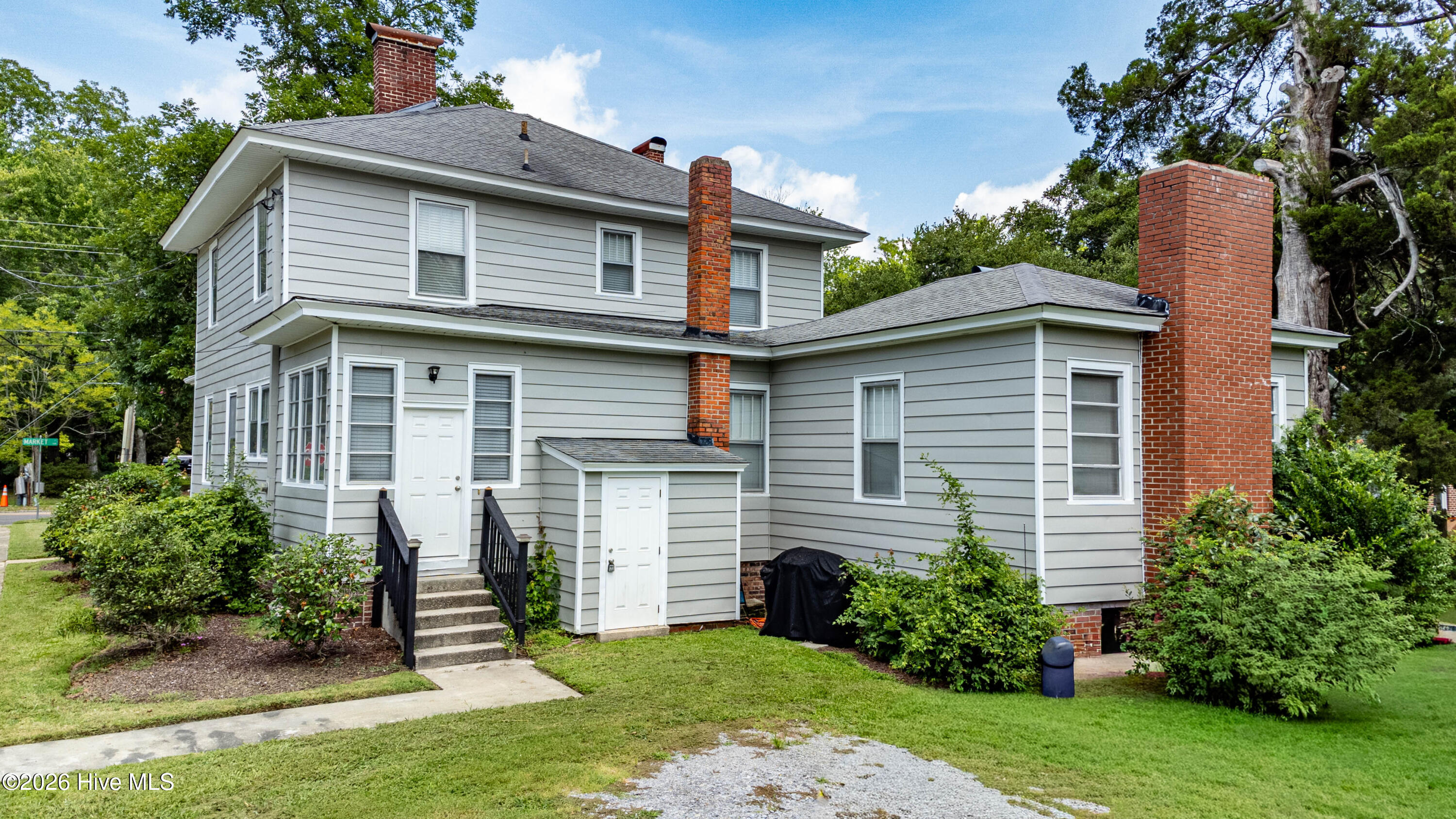 main property photo 43