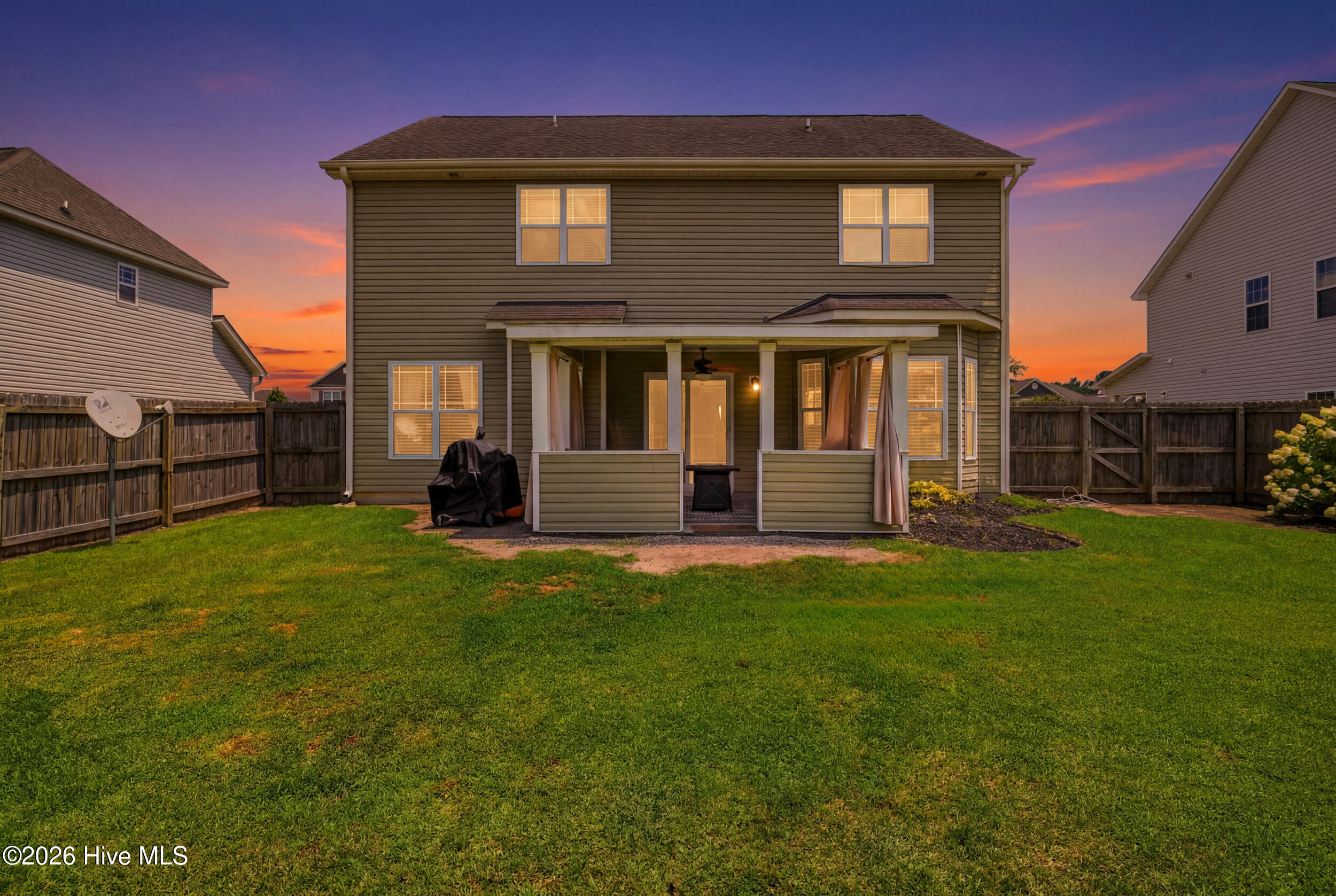 main property photo 32