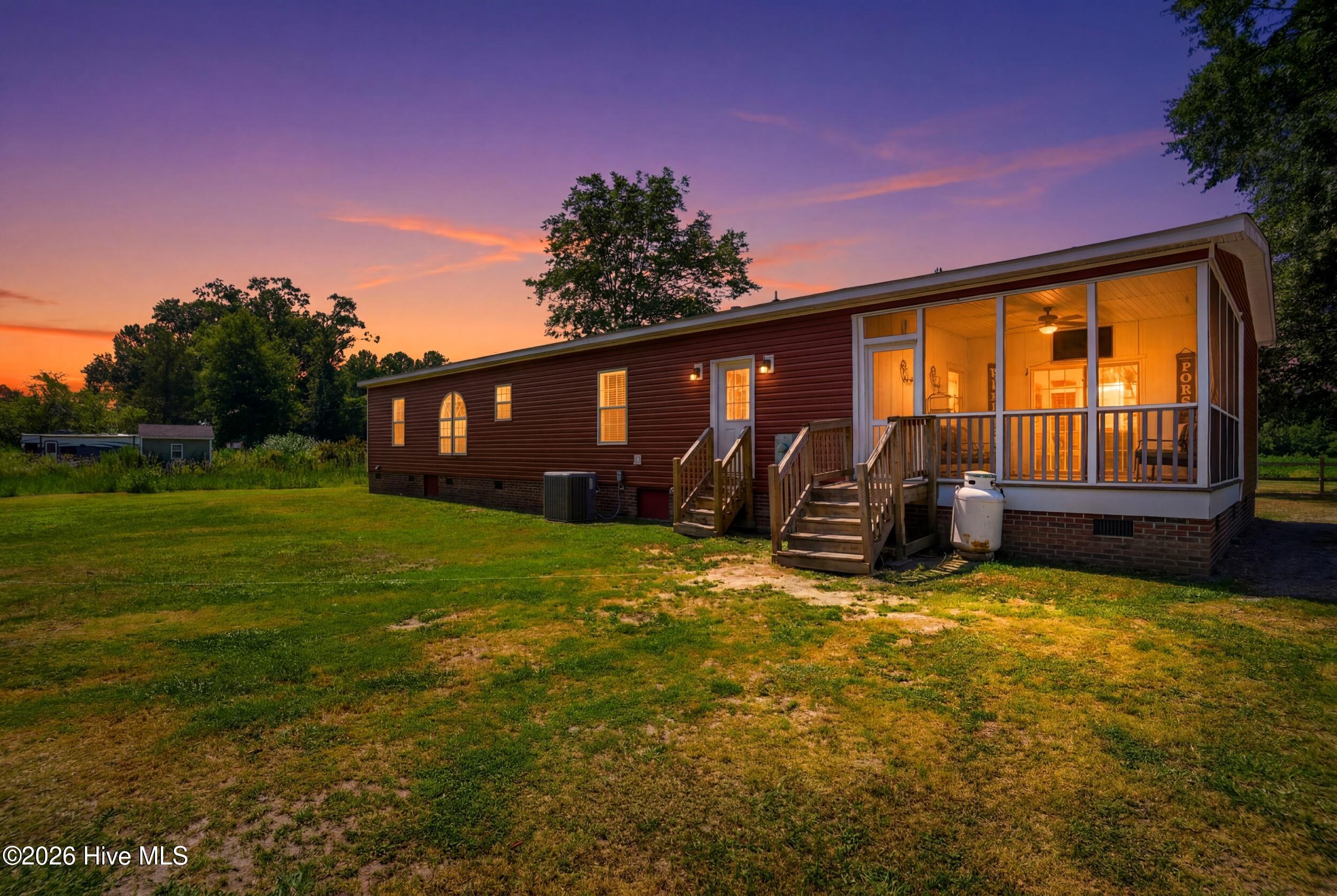 main property photo 37